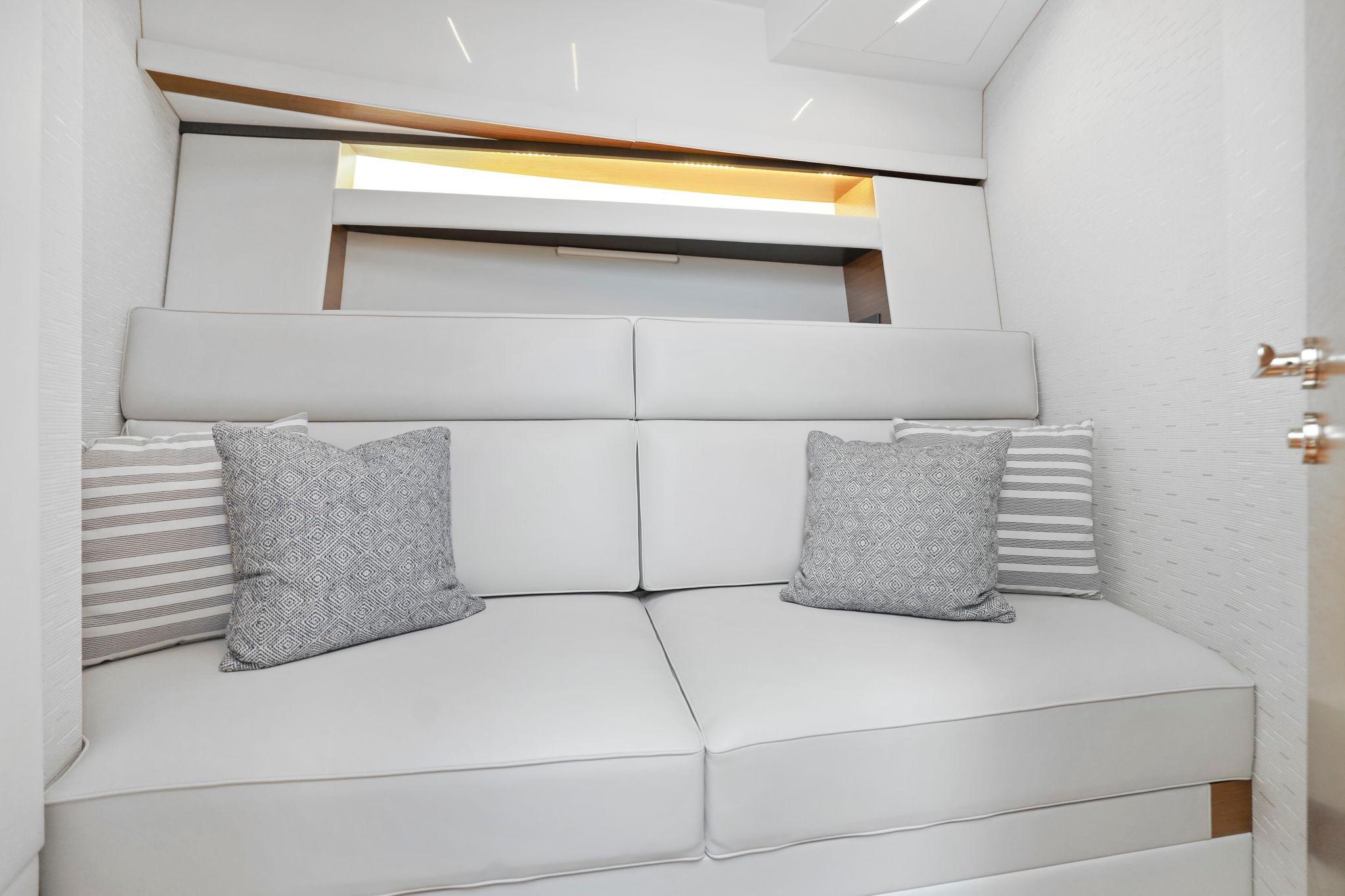 2023 Tiara Yachts C49 Coupe