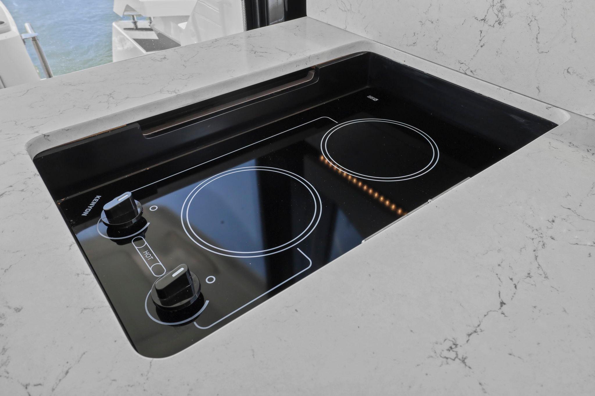 2023 Tiara Yachts C49 Coupe