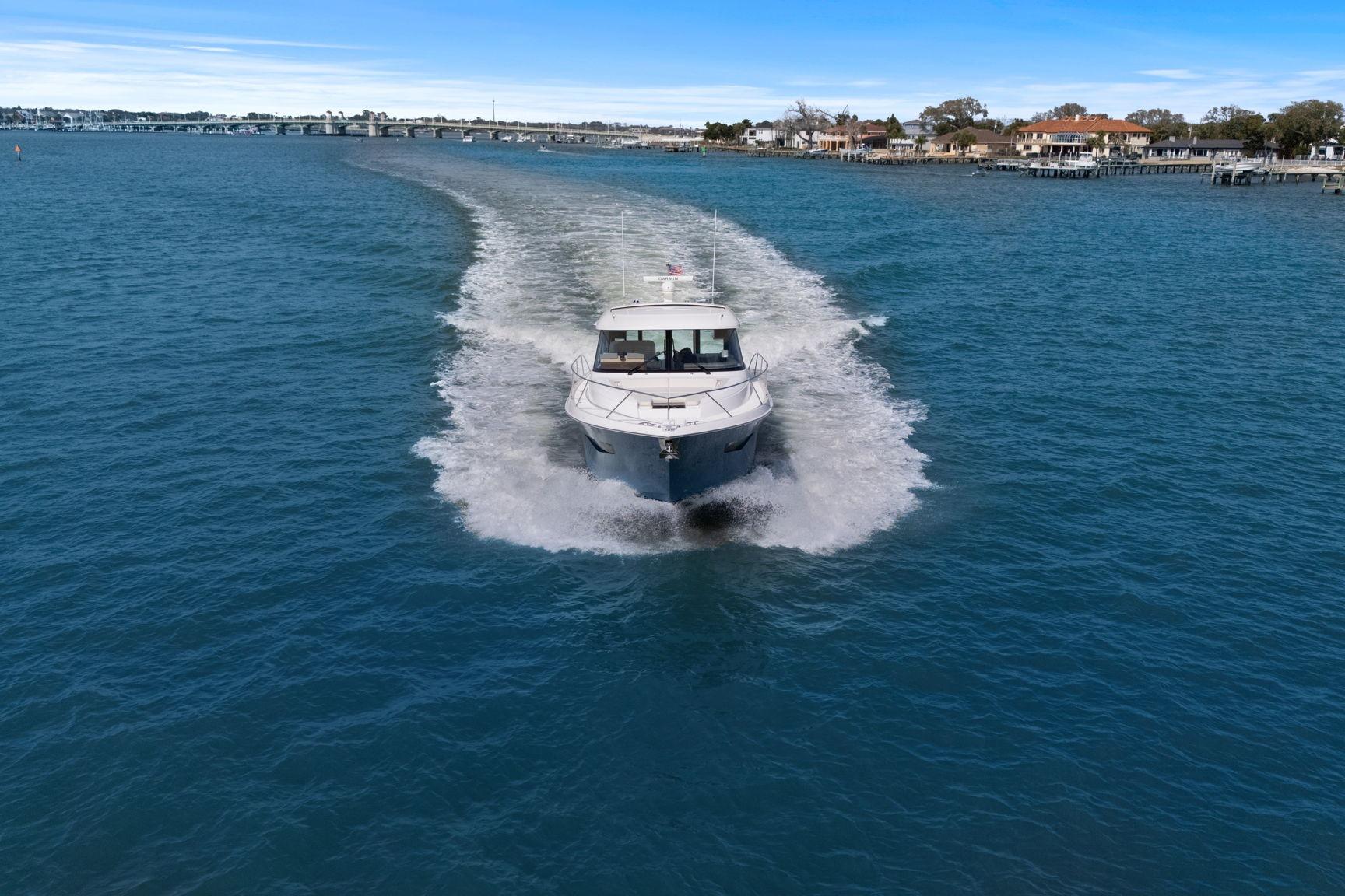 2023 Tiara Yachts C49 Coupe