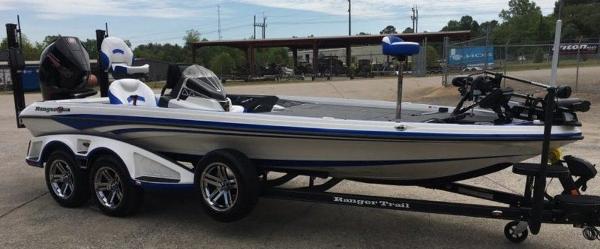 2021 Ranger Boats boat for sale, model of the boat is Z521L & Image # 2 of 9