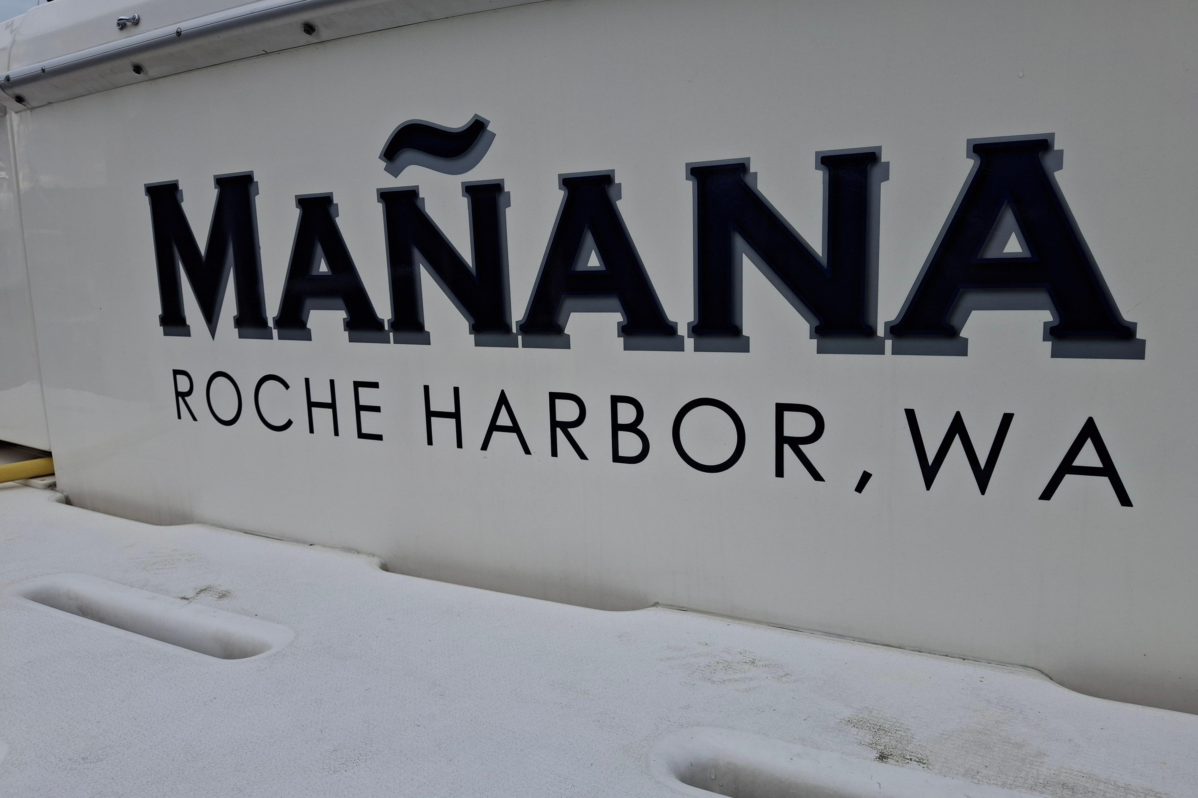 2000 Riviera ENCLOSED FLYBRIDGE # inventory image at Sun Country Yachts, South Lake Union (Seattle)