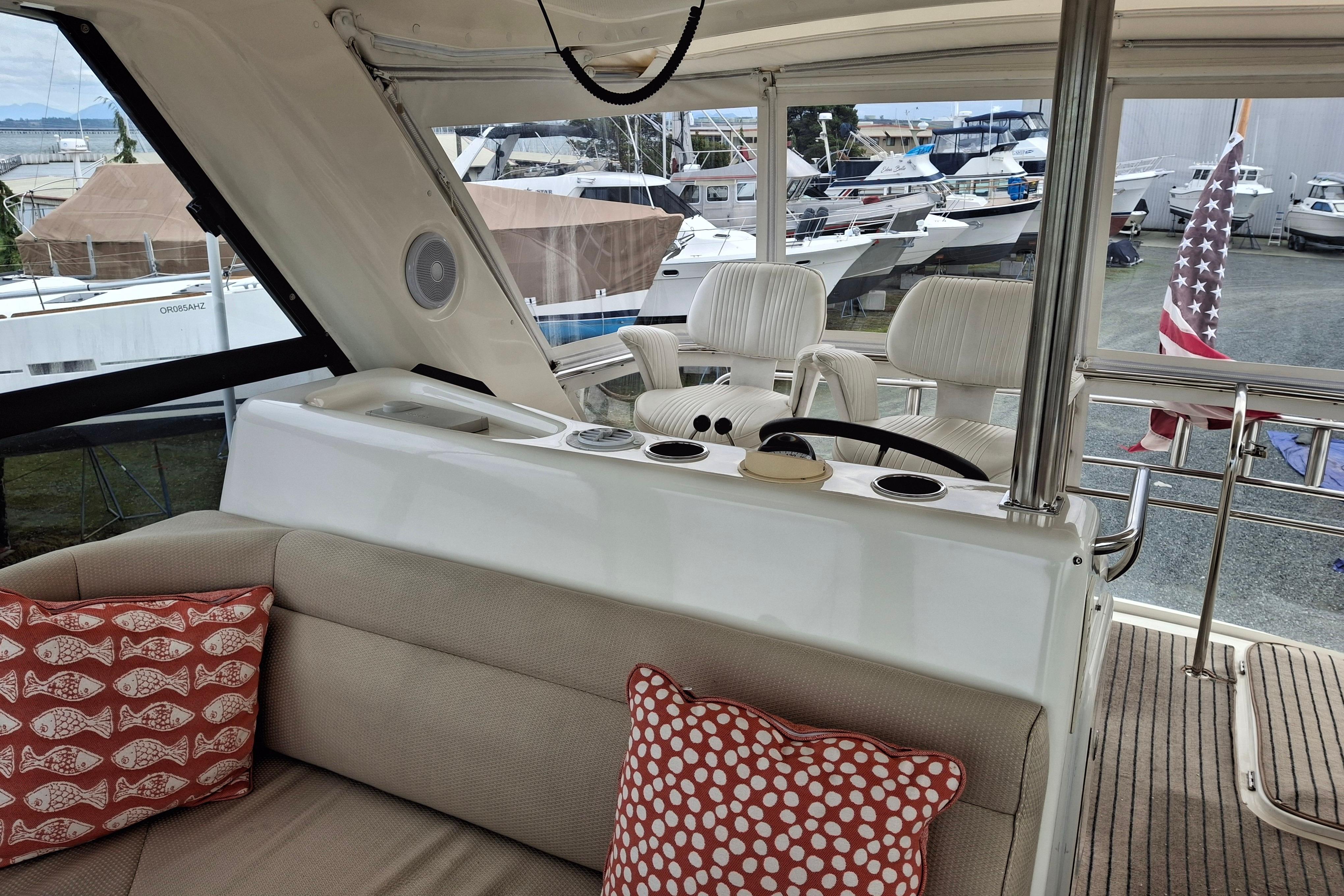 2000 Riviera ENCLOSED FLYBRIDGE # inventory image at Sun Country Yachts, South Lake Union (Seattle)