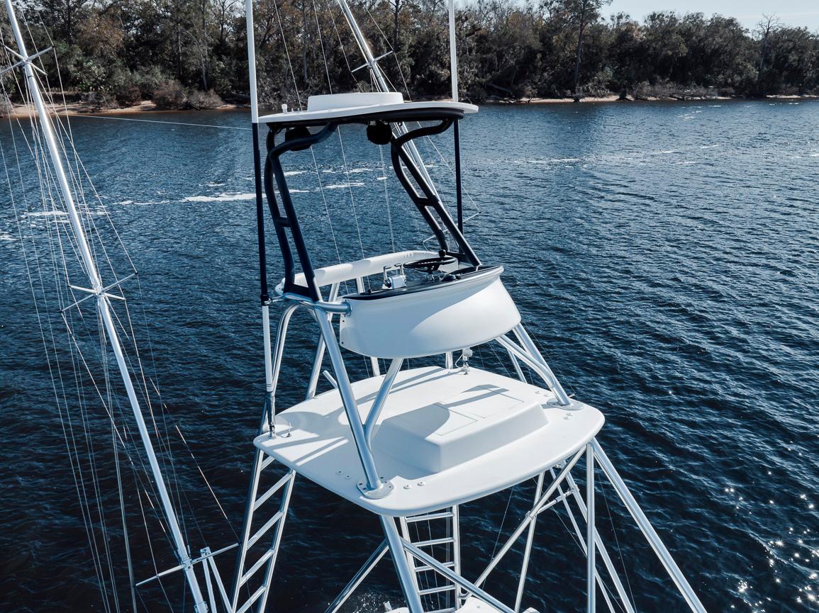 Garlington-44 Express 1996 -FL-US-Aerial view of 1996 Garlington 44 Express boat on calm water.-9651424 | Thumbnail