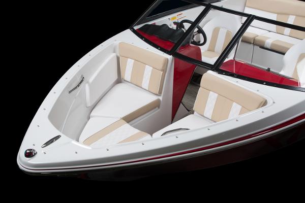 2020 Glastron boat for sale, model of the boat is GT 180 & Image # 7 of 13