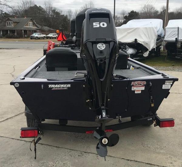 2021 Tracker Boats boat for sale, model of the boat is Pro 170 & Image # 9 of 13