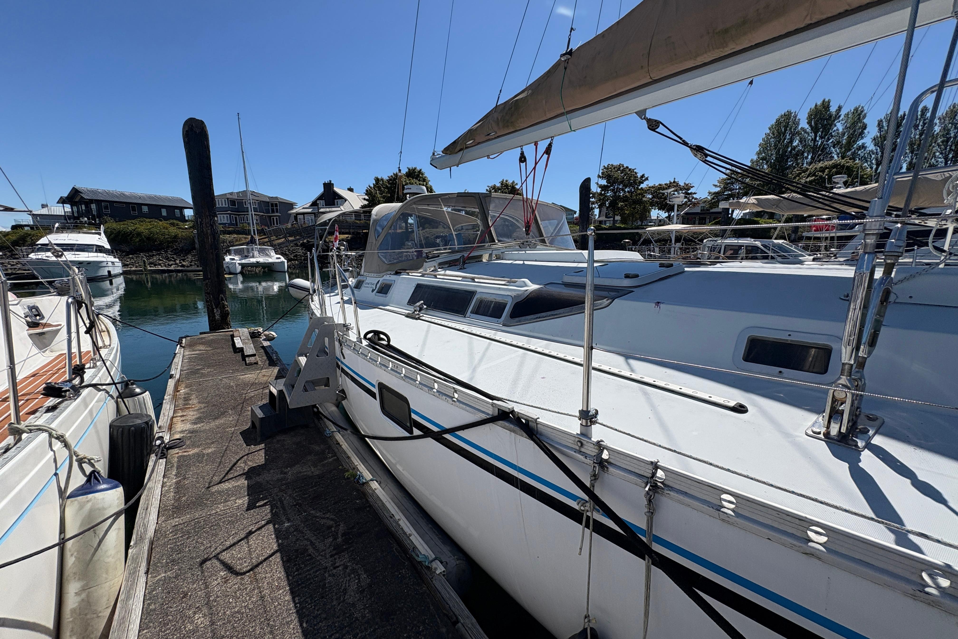 Yacht Photos Pics