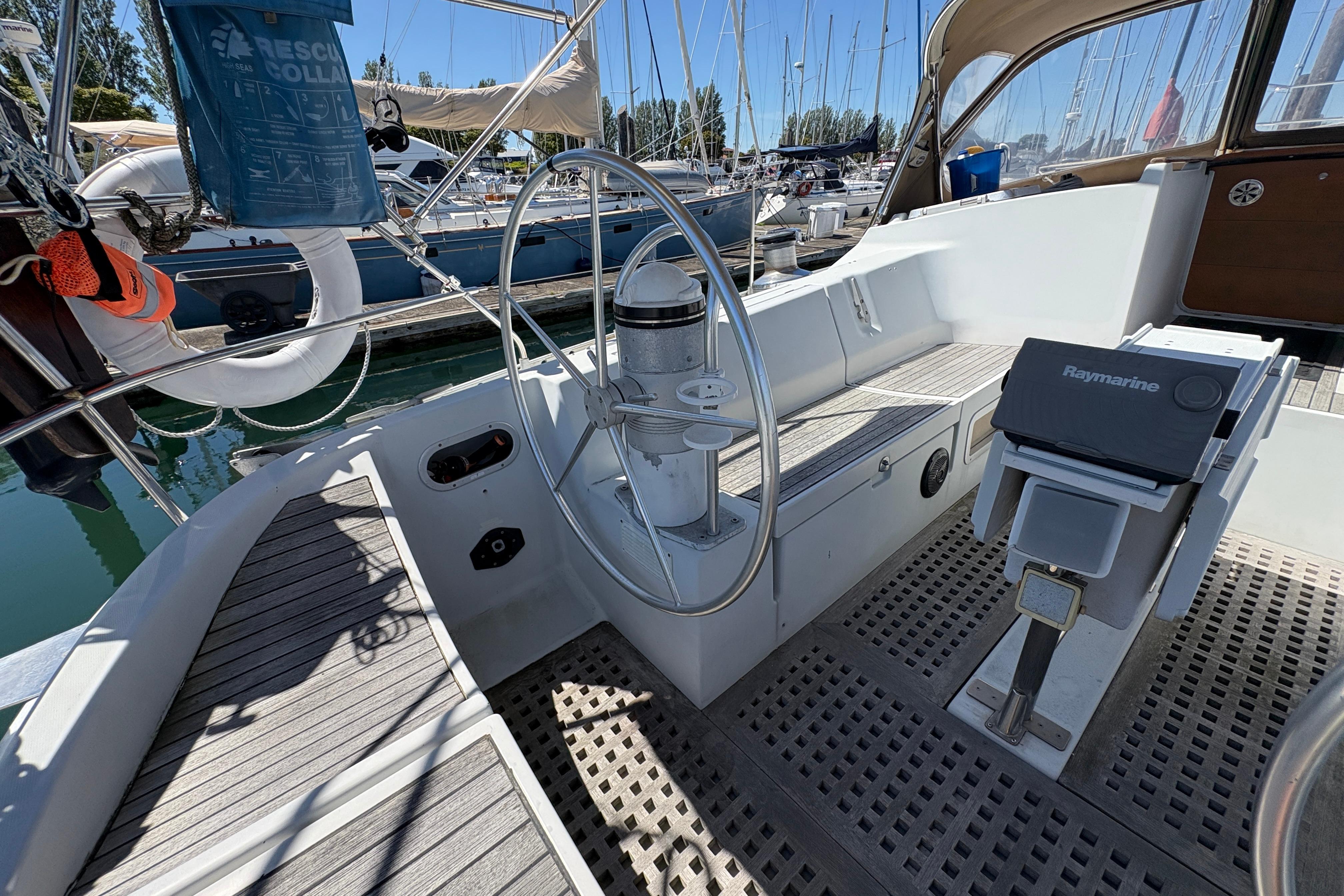 Yacht Photos Pics
