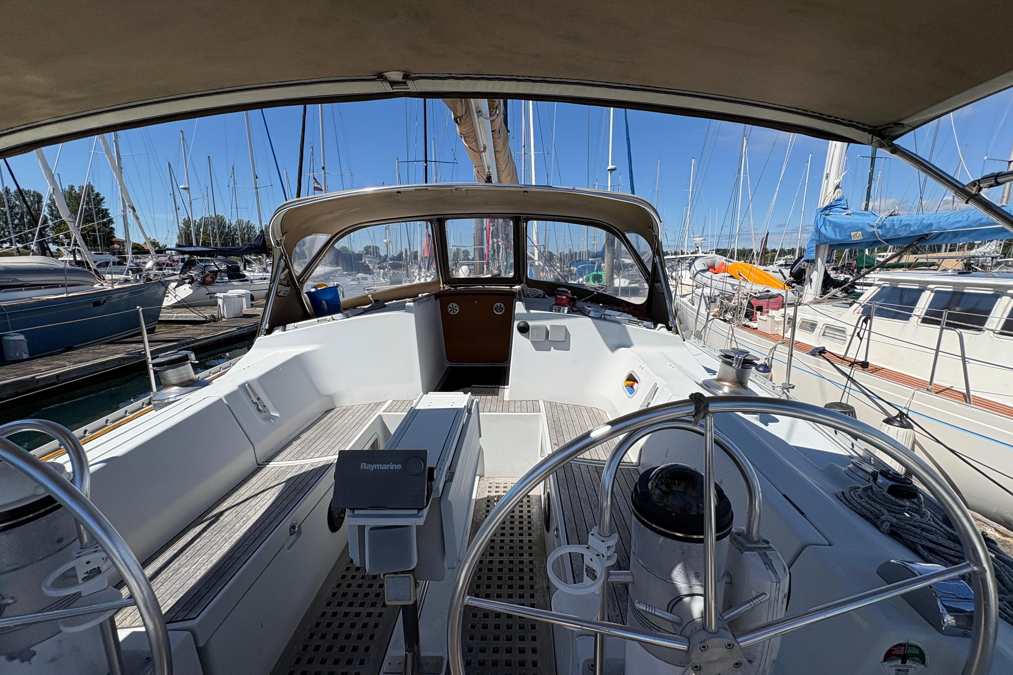 Yacht Photos Pics