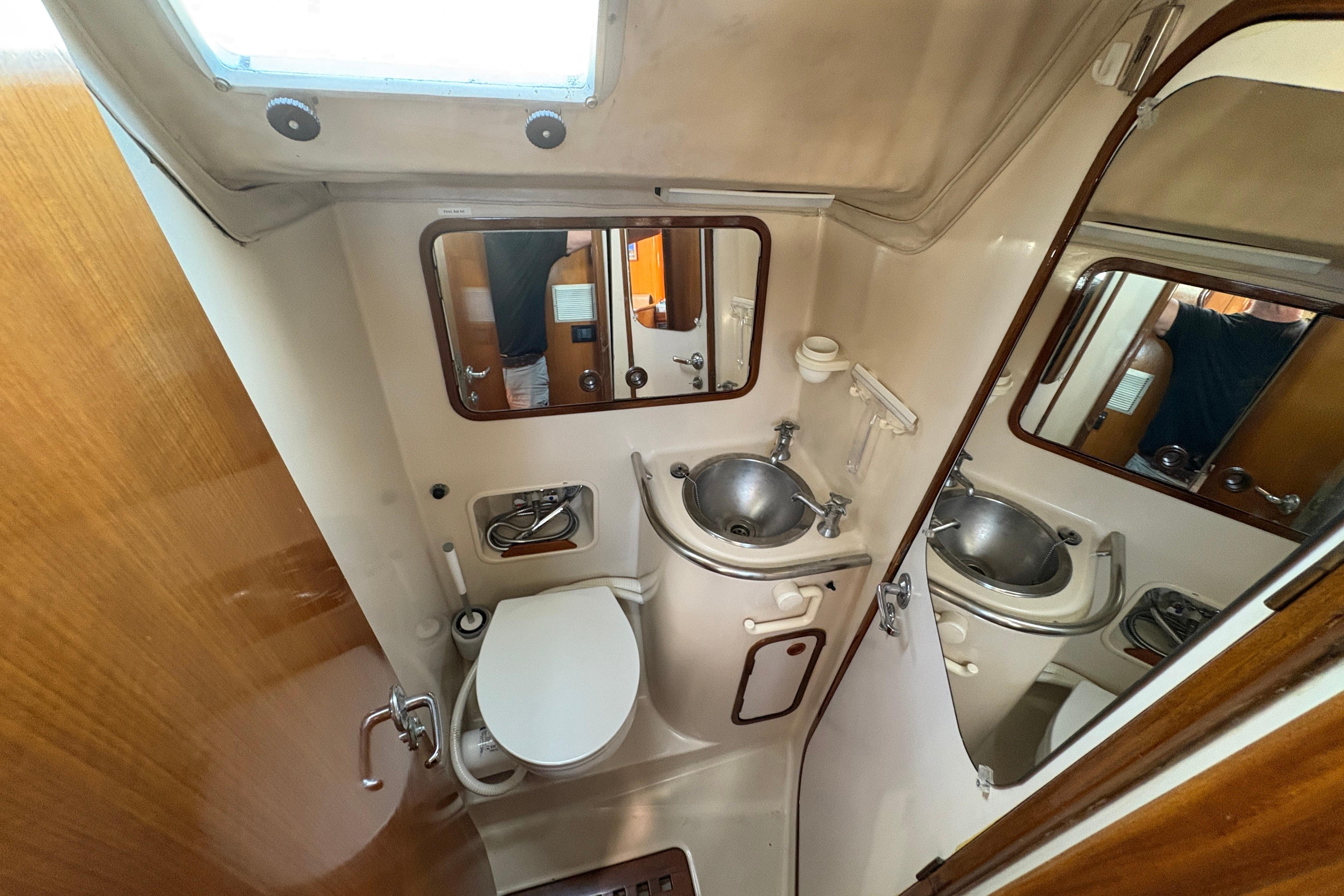 Yacht Photos Pics