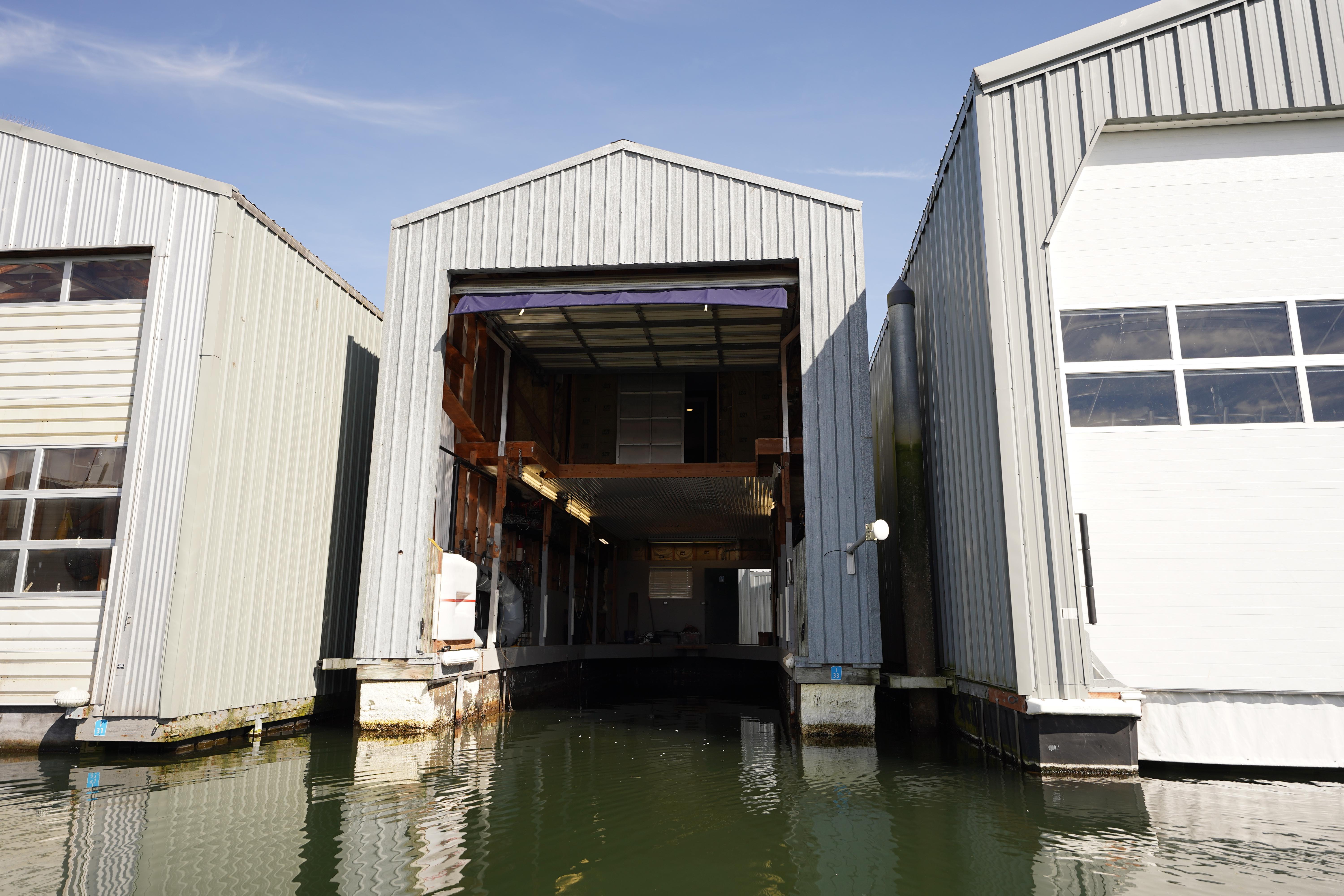 Custom-46 x 20 Boathouse 1994 -WA-US-9781440