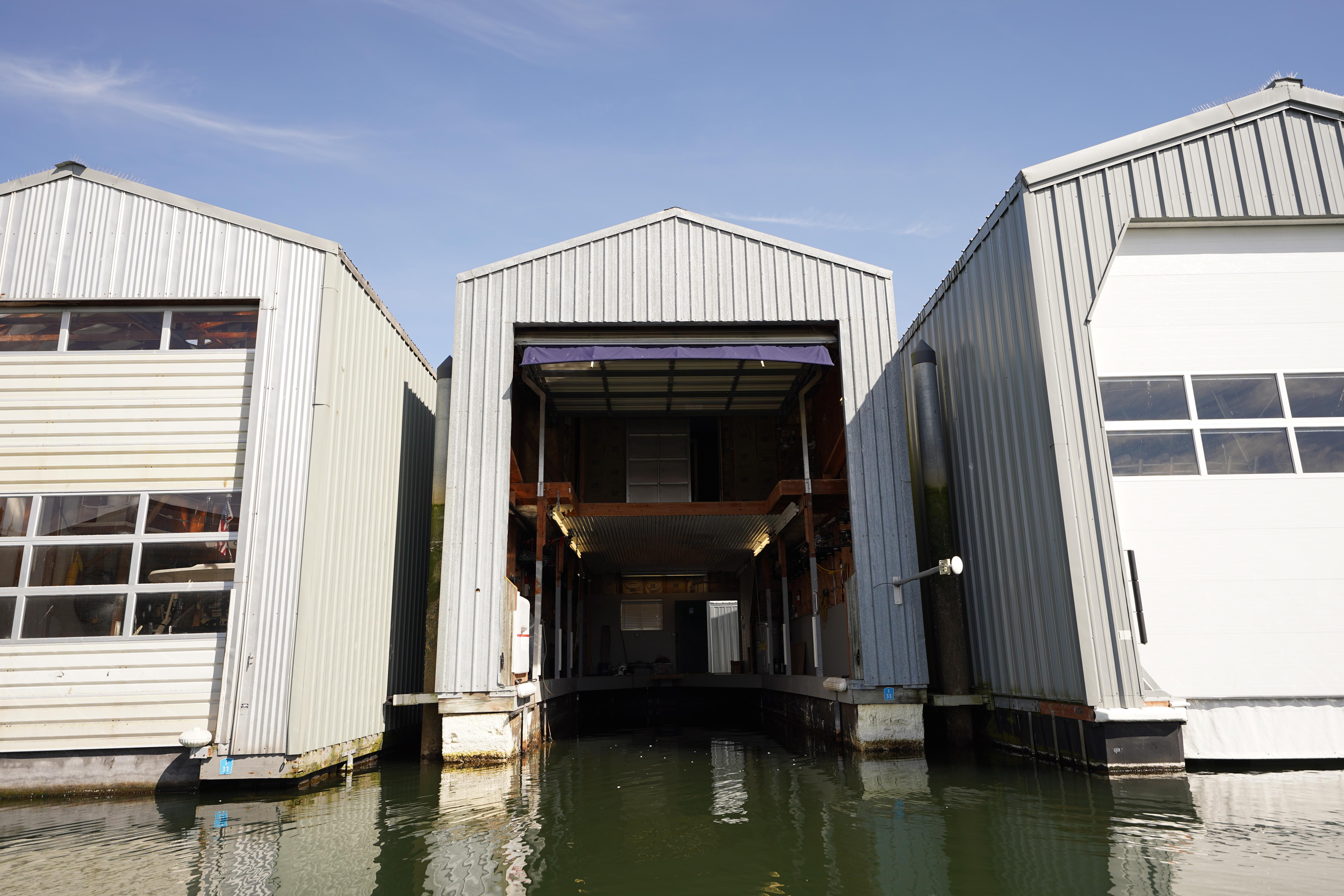 Custom-46 x 20 Boathouse 1994 -WA-US-9781440 | Thumbnail