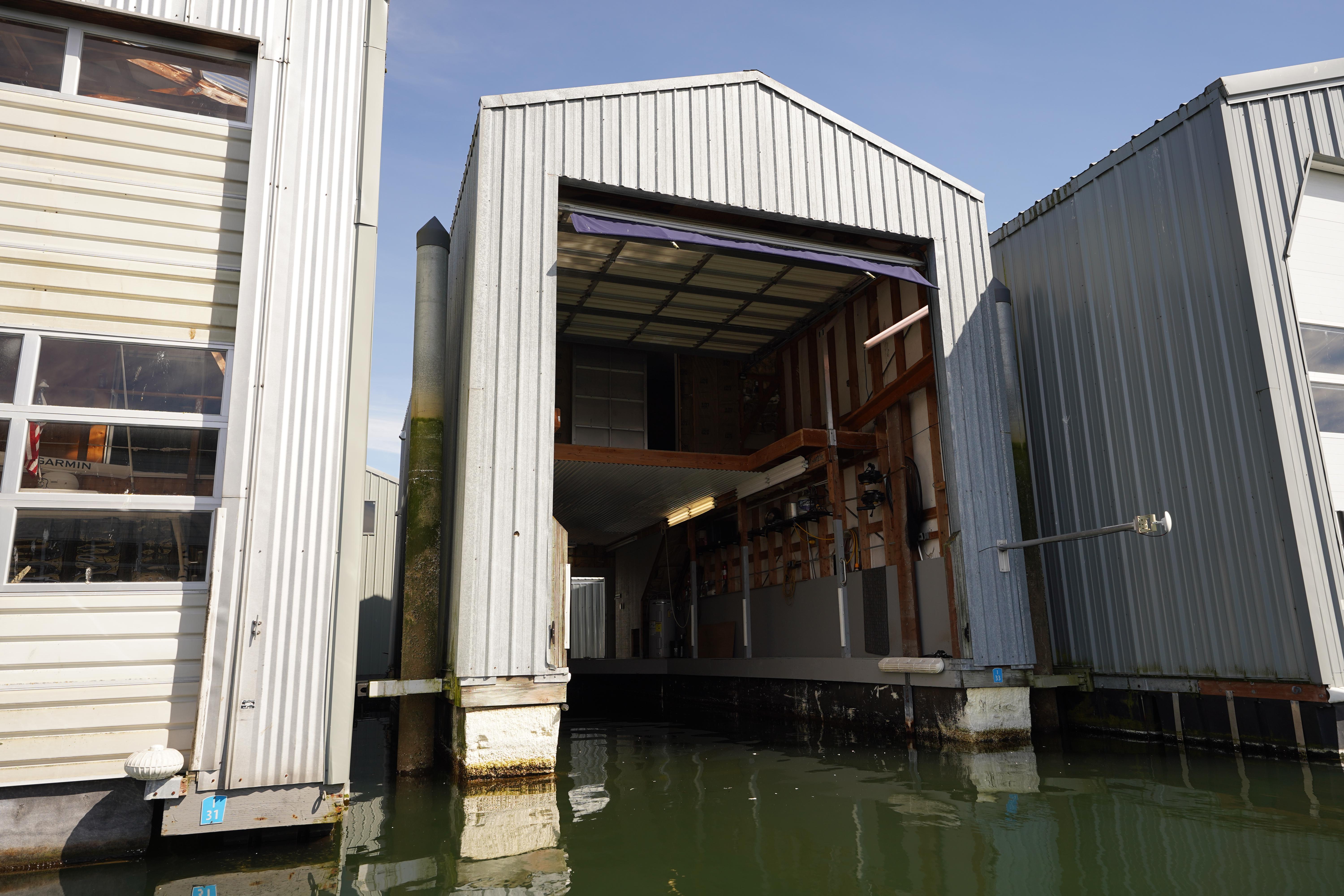Custom-46 x 20 Boathouse 1994 -WA-US-9781440 | Thumbnail