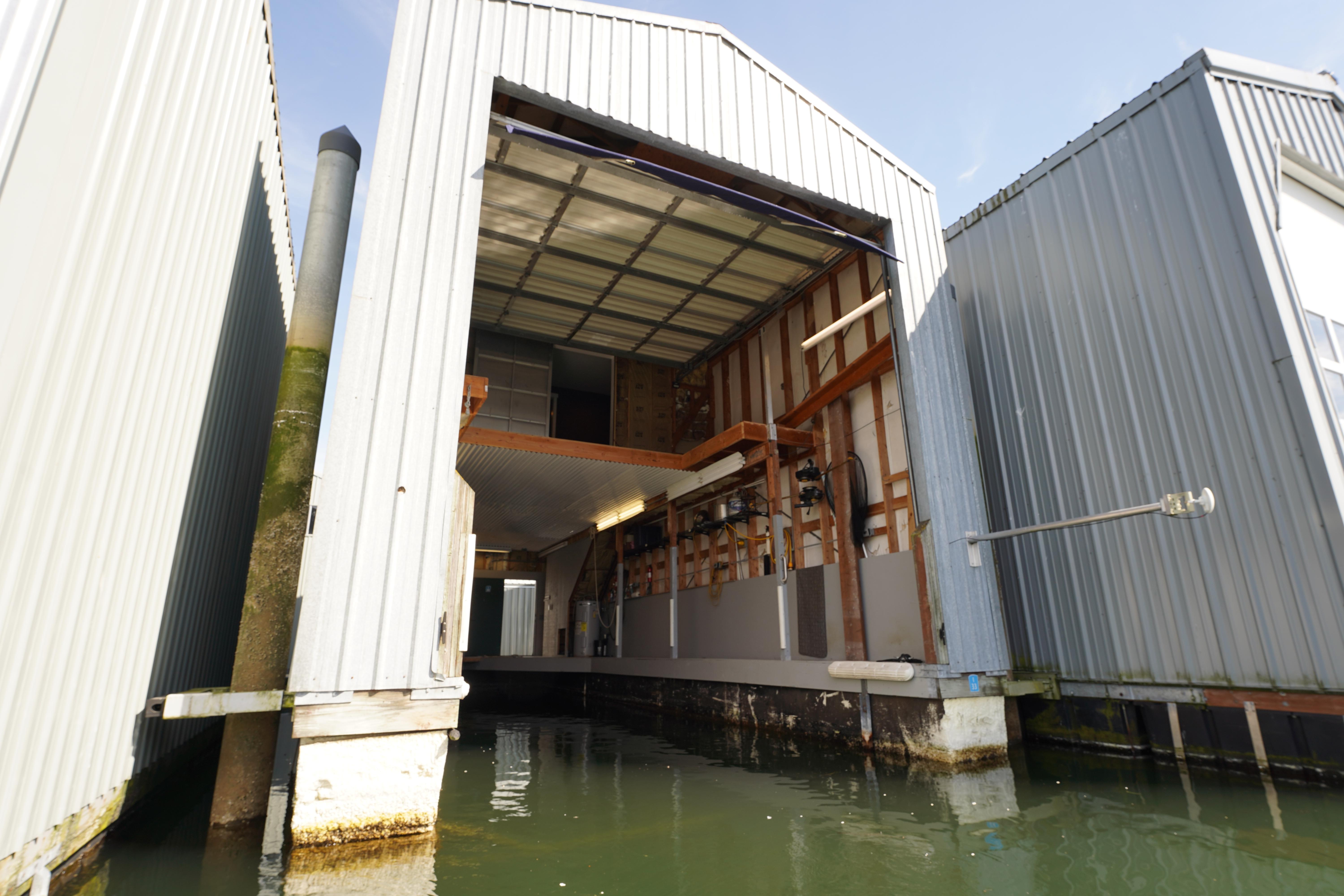 Custom-46 x 20 Boathouse 1994 -WA-US-9781440 | Thumbnail