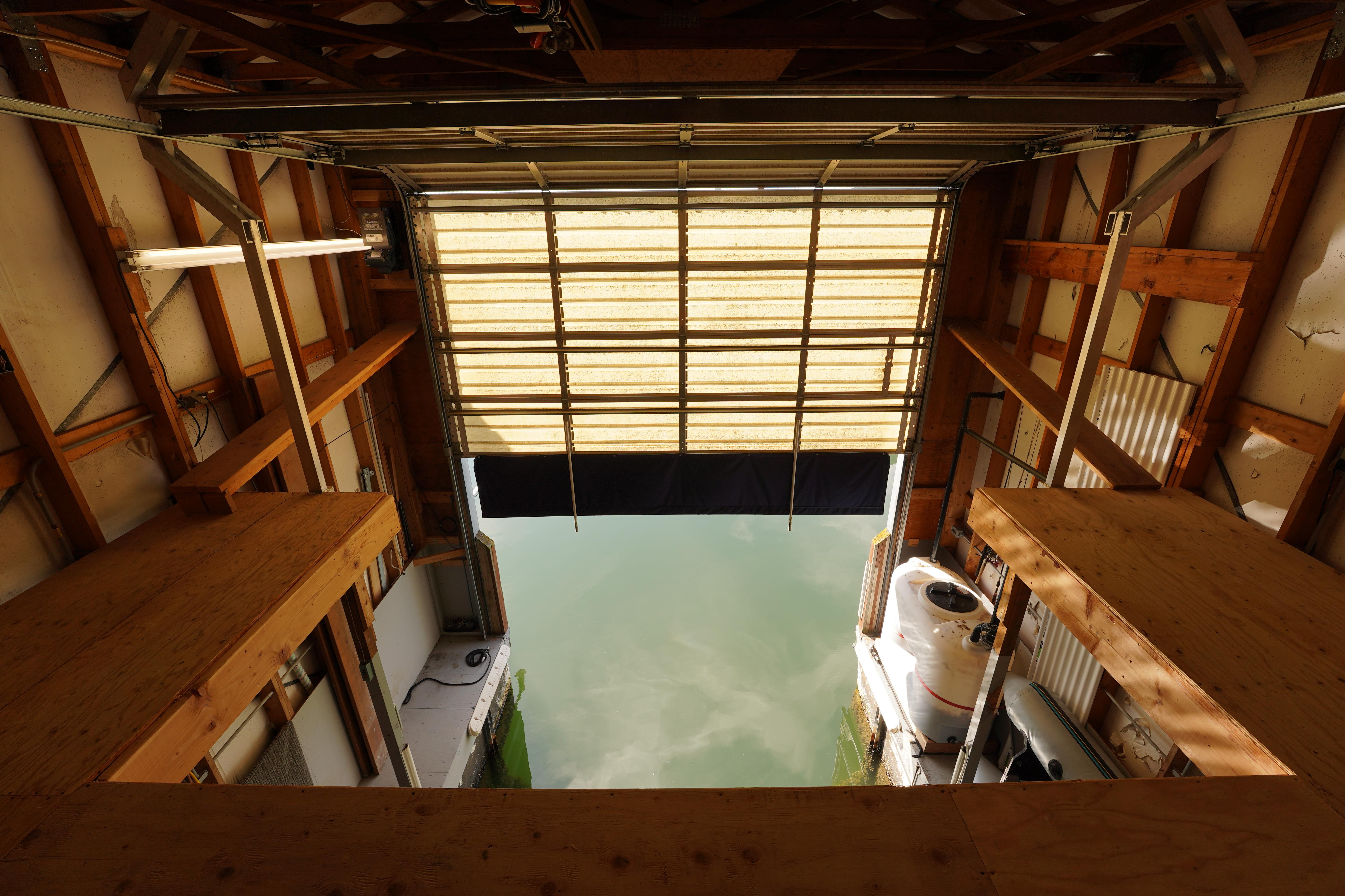 Custom-46 x 20 Boathouse 1994 -WA-US-9781440 | Thumbnail