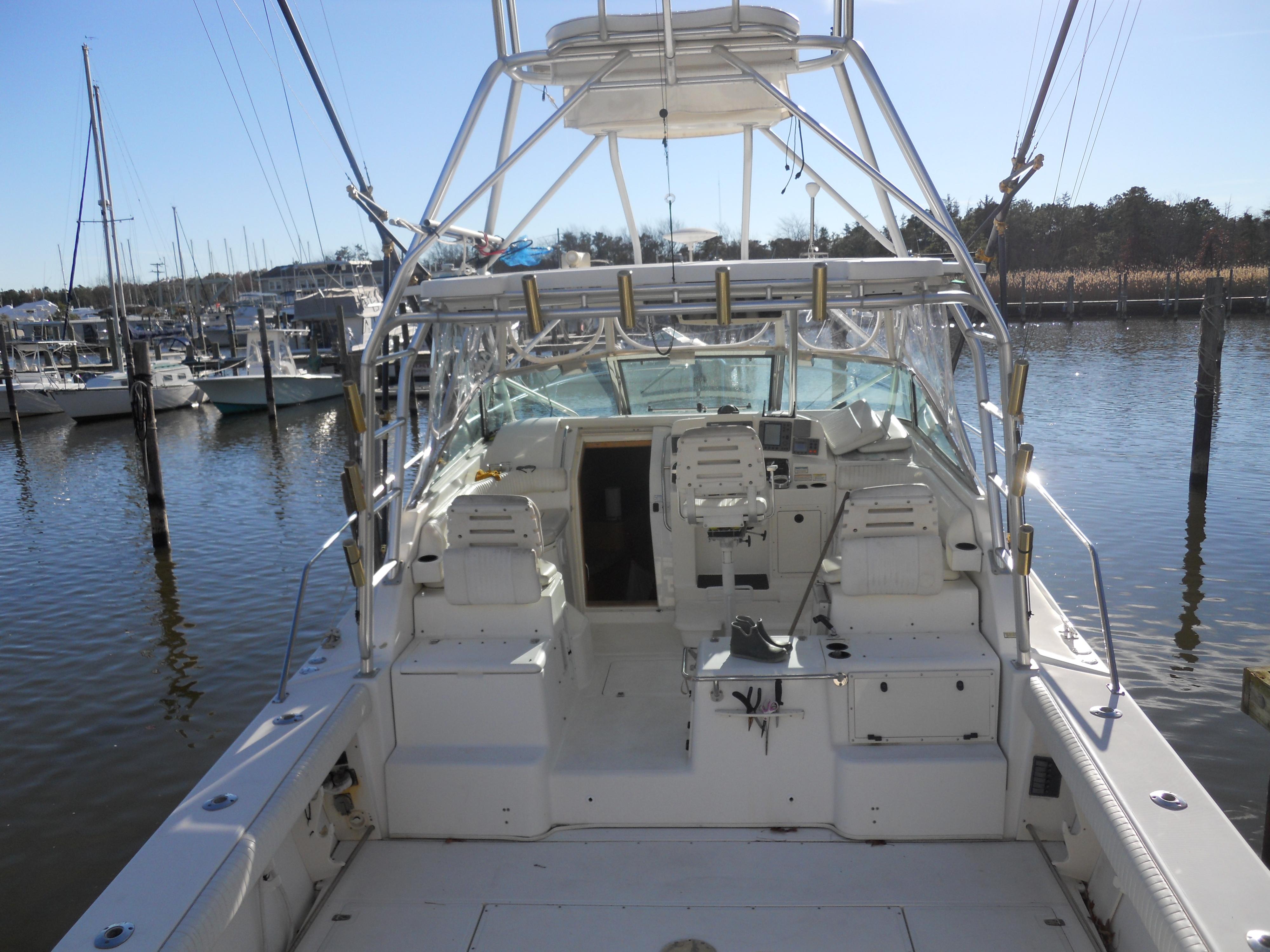 2000-boston-whaler-34-defiance-power-9881443-20250723085946155-1