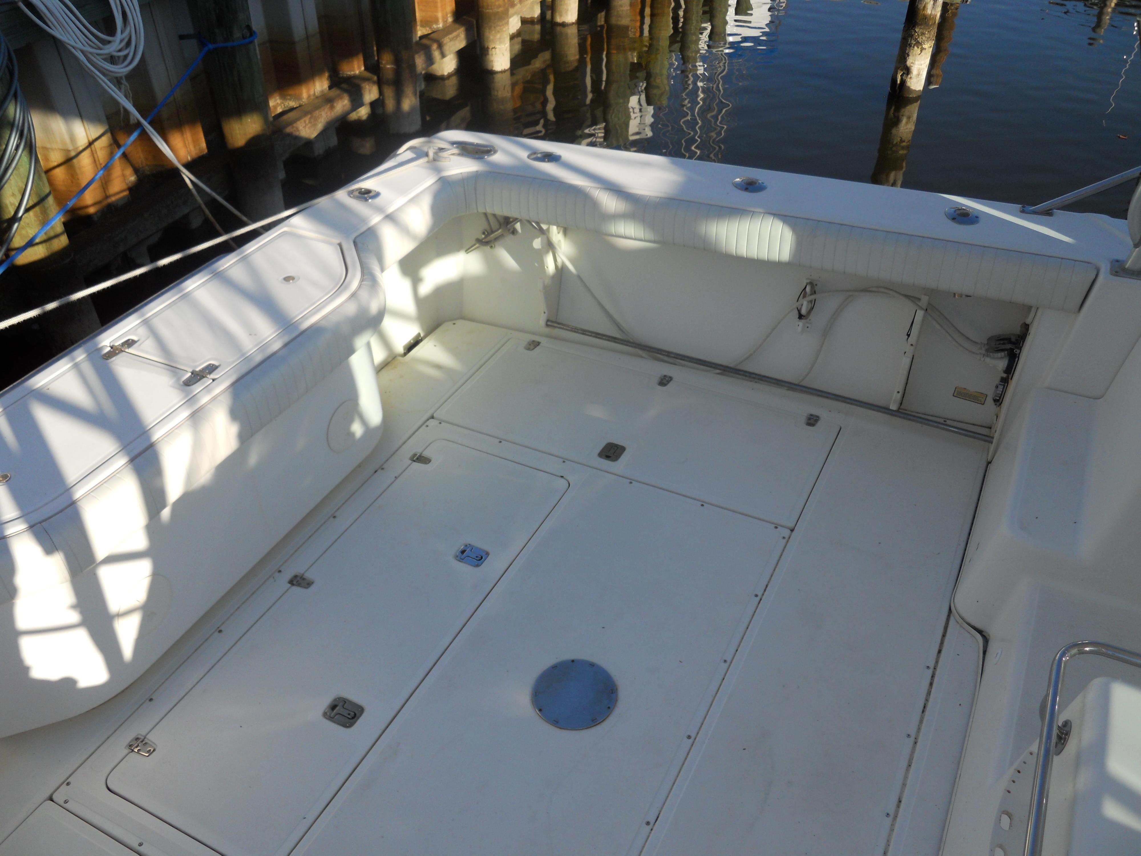 2000-boston-whaler-34-defiance-power-9881443-20250723090855974-1