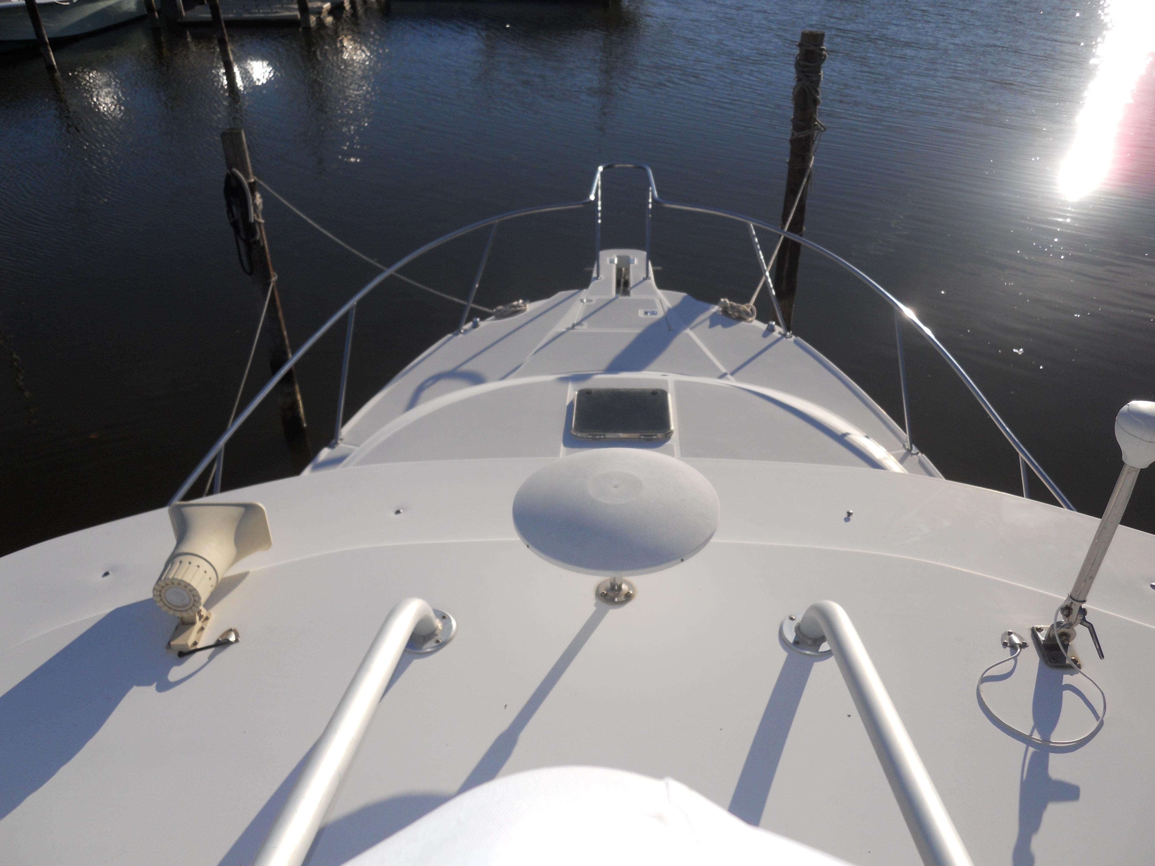 2000-boston-whaler-34-defiance-power-9881443-20250723092004009-1