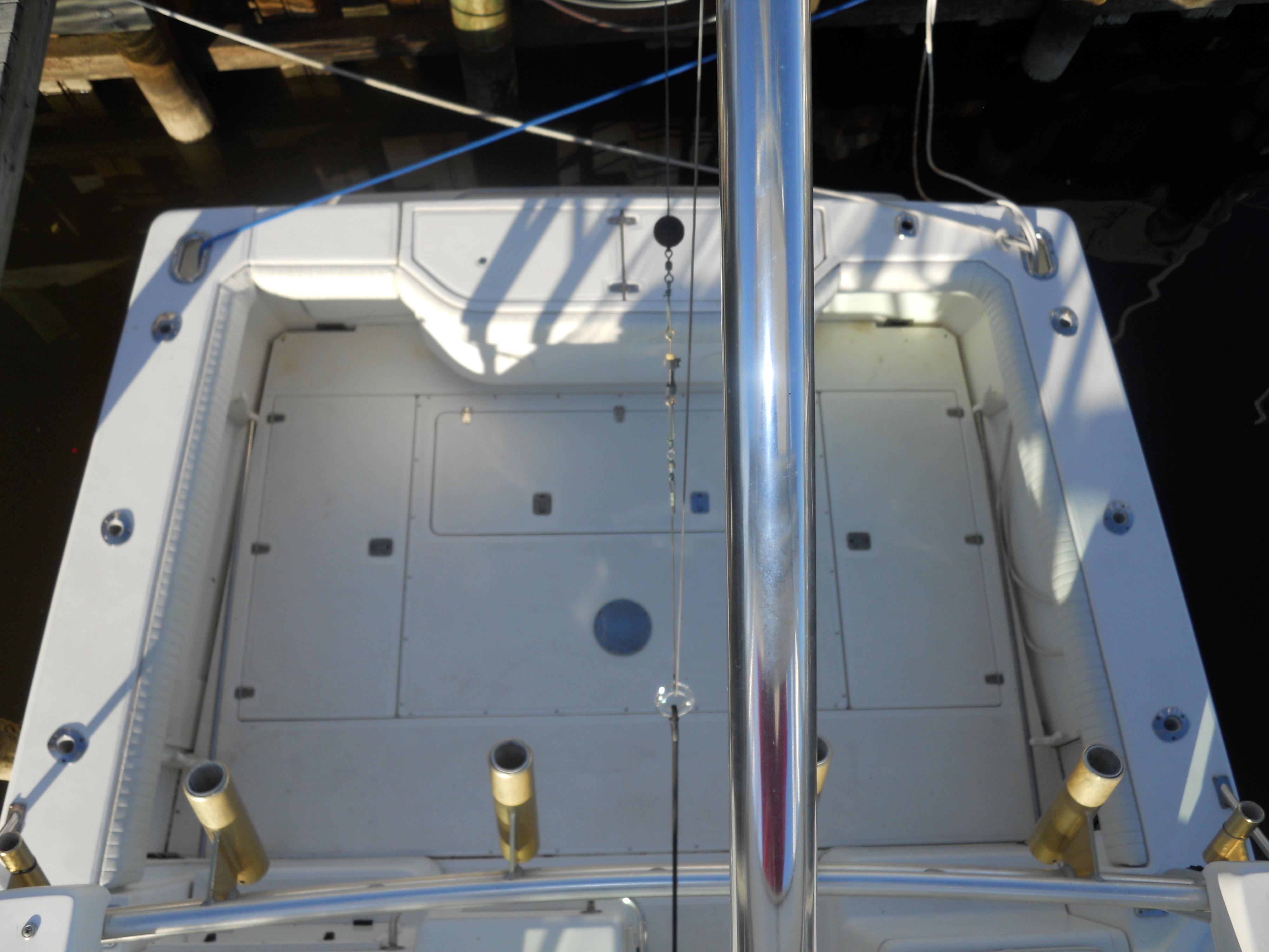 2000-boston-whaler-34-defiance-power-9881443-20250723092005469-1