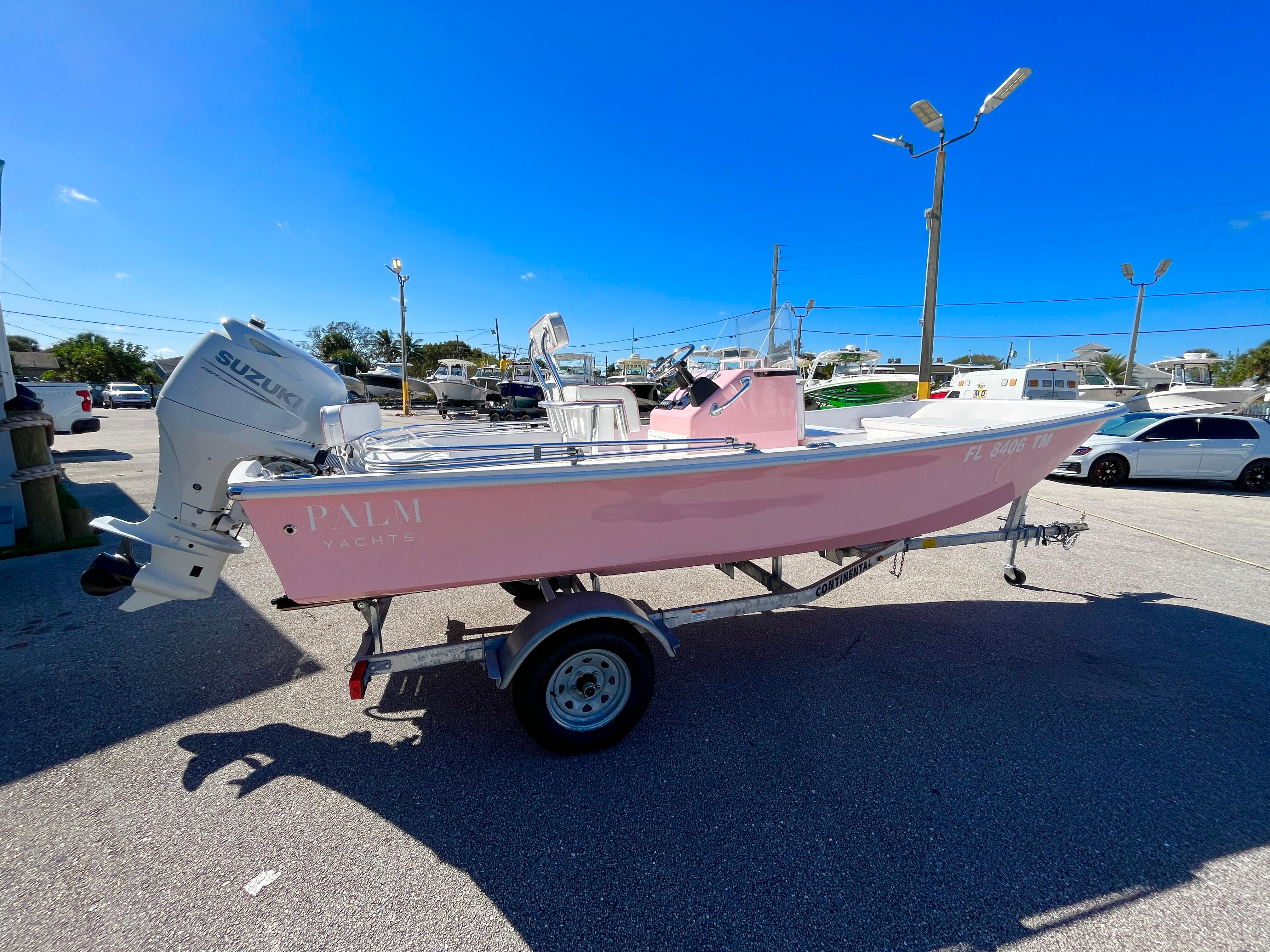 Palm Yacht 17 - Exterior Profile on Trailer