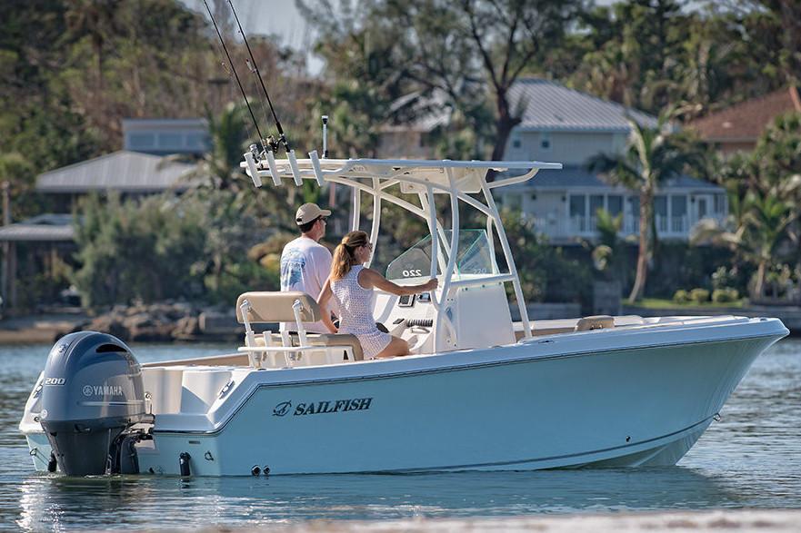 2019 Sailfish 220 CC