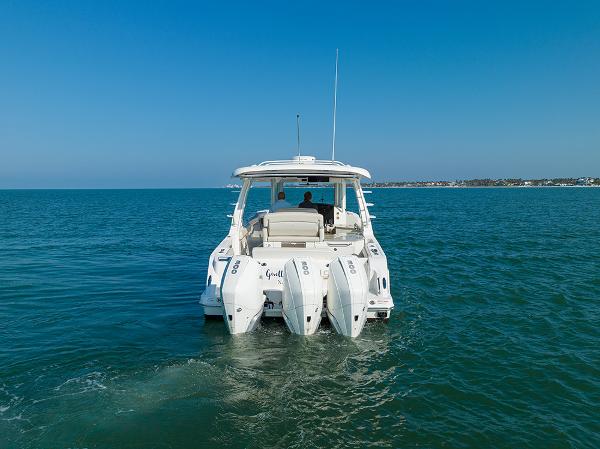 35' Boston Whaler, Listing Number 100916221, - Photo No. 5