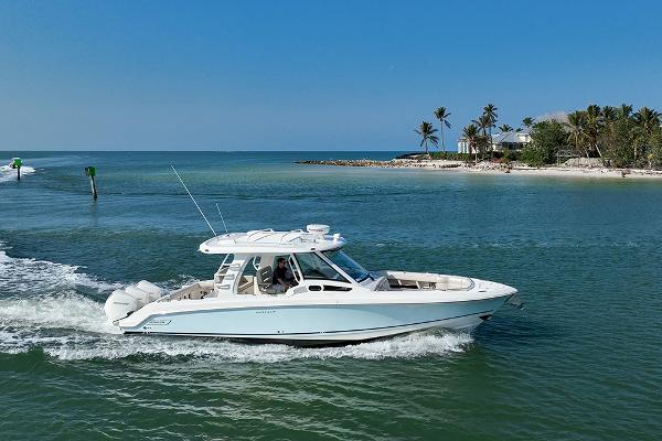 35' Boston Whaler, Listing Number 100916221, - Photo No. 57