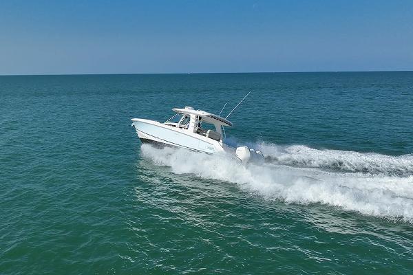 35' Boston Whaler, Listing Number 100916221, - Photo No. 62
