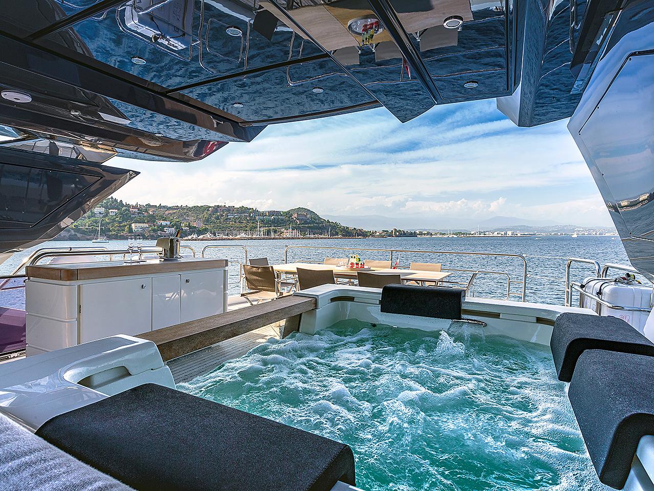 2018 Monte Carlo Yachts MCY 96 Esmeralda of The Seas