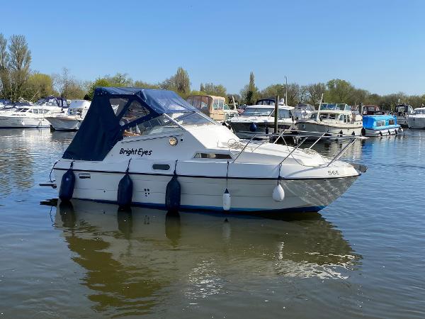 1997 Falcon Tomahawk 23 Sundeck (Highcraft)