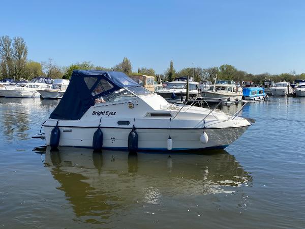 1997 Falcon Tomahawk 23 Sundeck (Highcraft)