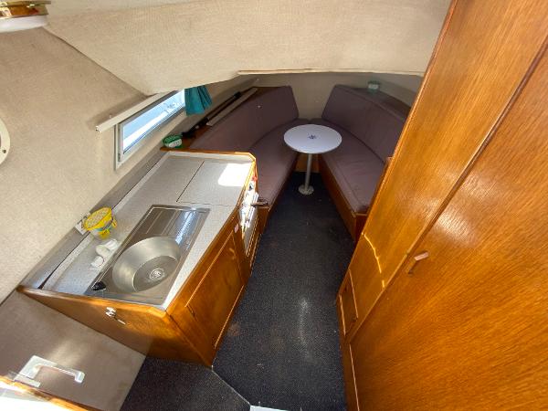 1997 Falcon Tomahawk 23 Sundeck (Highcraft)