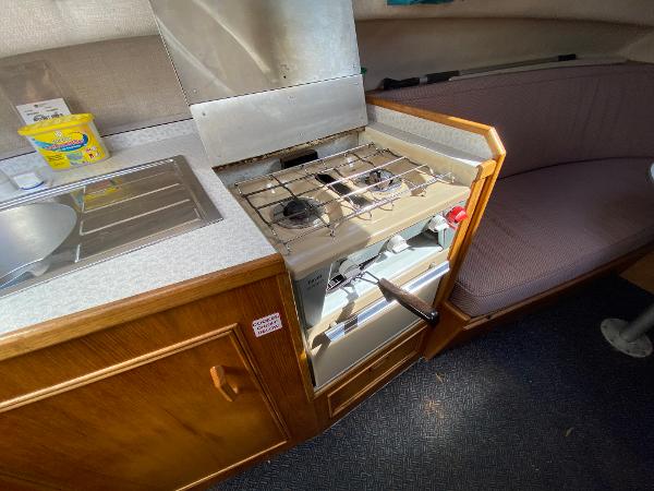 1997 Falcon Tomahawk 23 Sundeck (Highcraft)