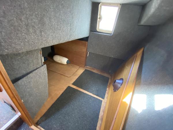 1997 Falcon Tomahawk 23 Sundeck (Highcraft)