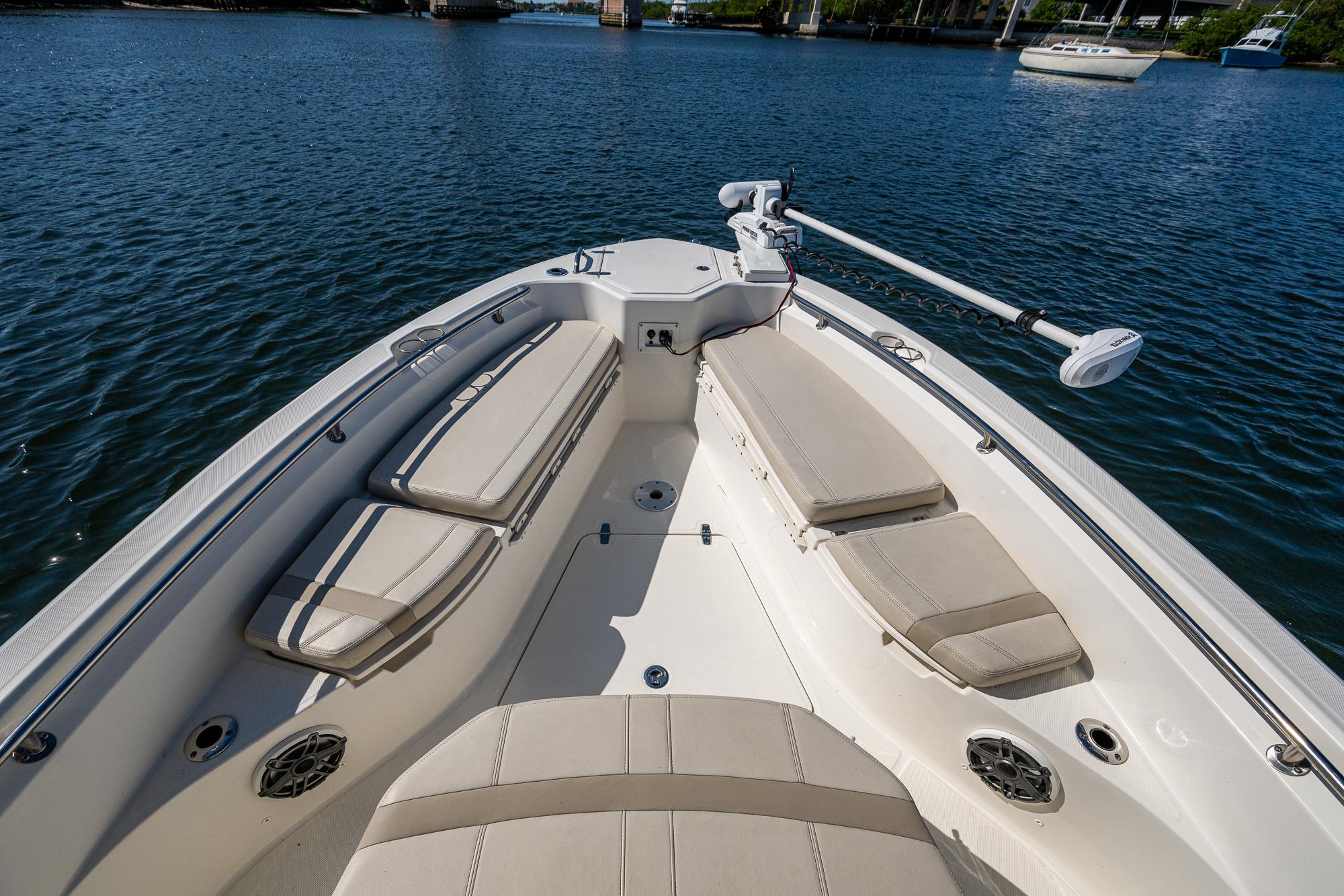 2023-boston-whaler-280-dauntless-power-9801465-20250520120433712-1_XLARGE