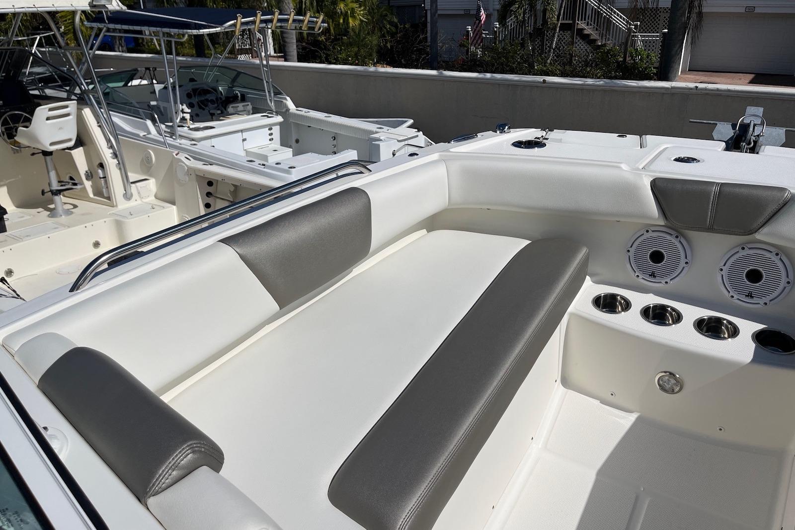 FL 10509 RC Knot 10 Yacht Sales FL 10509 RC Knot 10 Yacht Sales