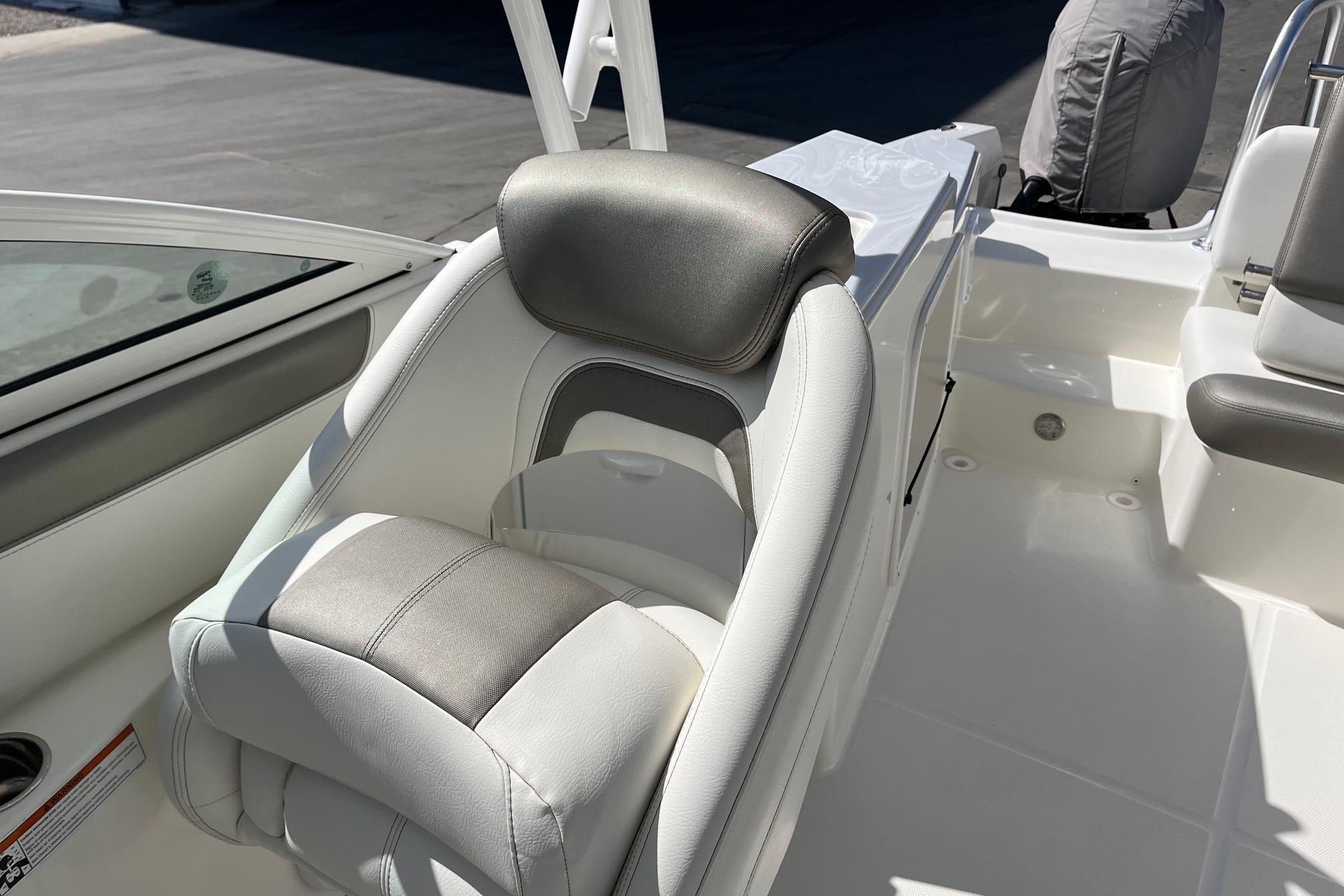 FL 10509 RC Knot 10 Yacht Sales FL 10509 RC Knot 10 Yacht Sales