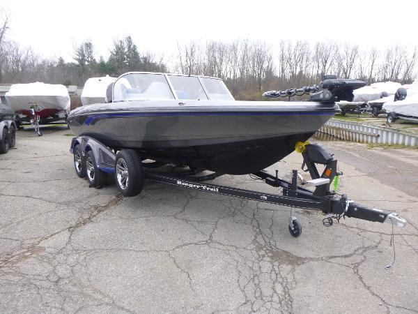 2025 Ranger 620FS Cup Equipped Gallery