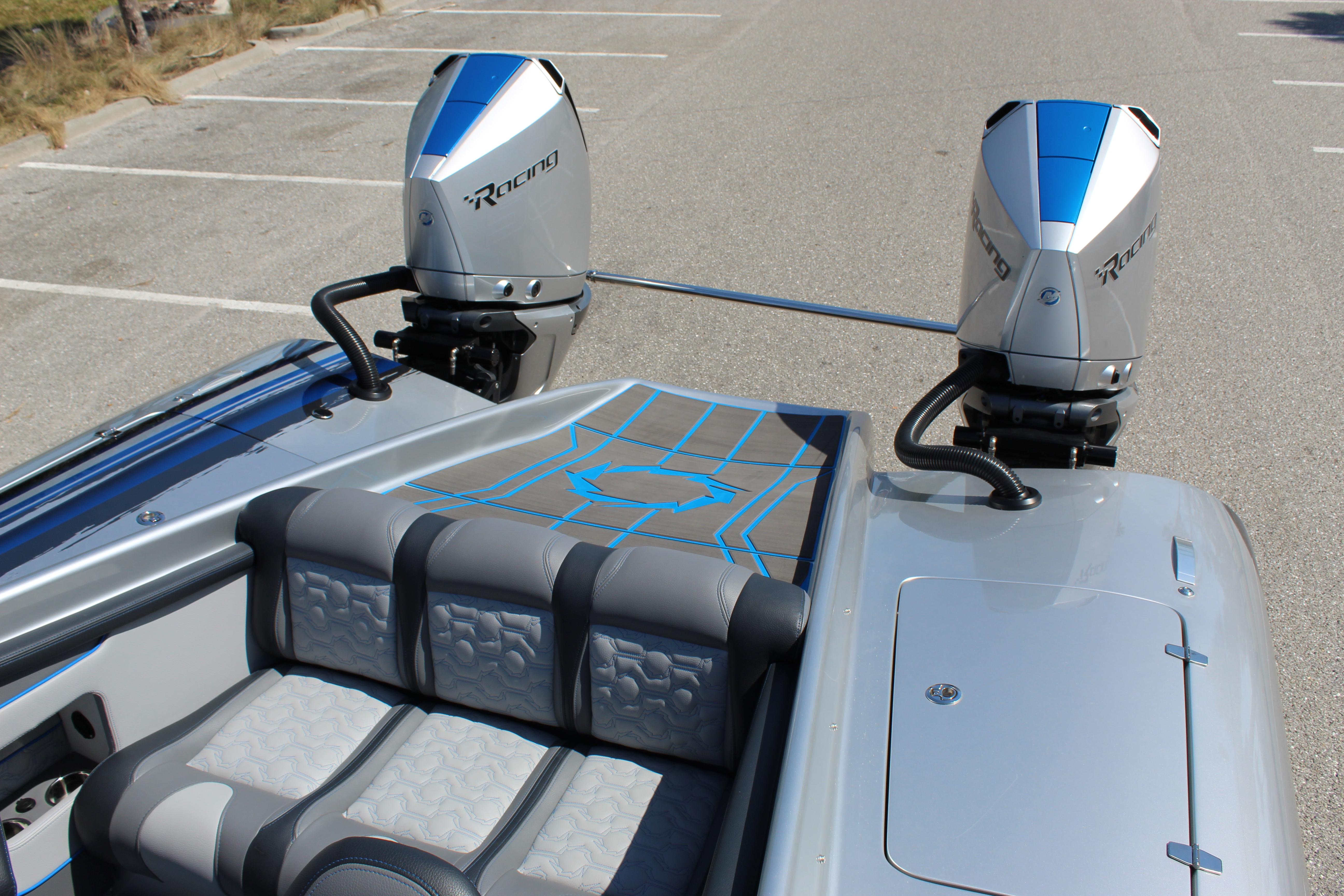 Fountain 34 Thundercat 2025 | HMY Yachts