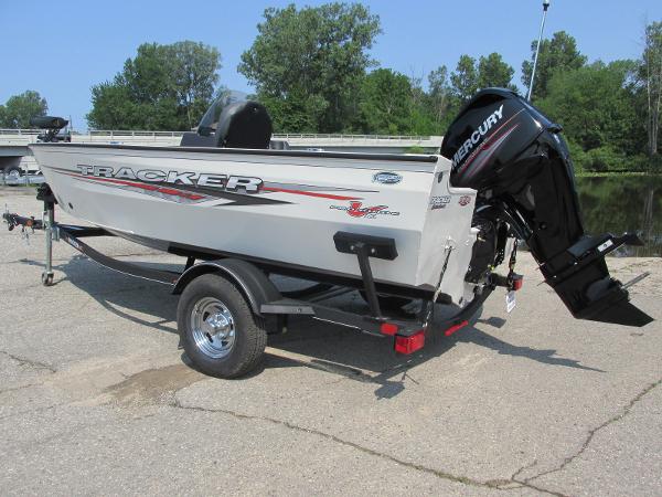 2021 Tracker Boats boat for sale, model of the boat is PG V-16 SC & Image # 3 of 13