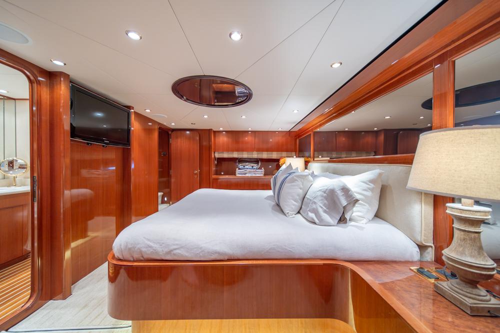 1989 Codecasa Maiora #TBBA00311LLC inventory image at Sun Country Yachts, South Lake Union (Seattle) 1989 Codecasa Maiora #TBBA00311LLC inventory image at Sun Country Yachts, South Lake Union (Seattle)