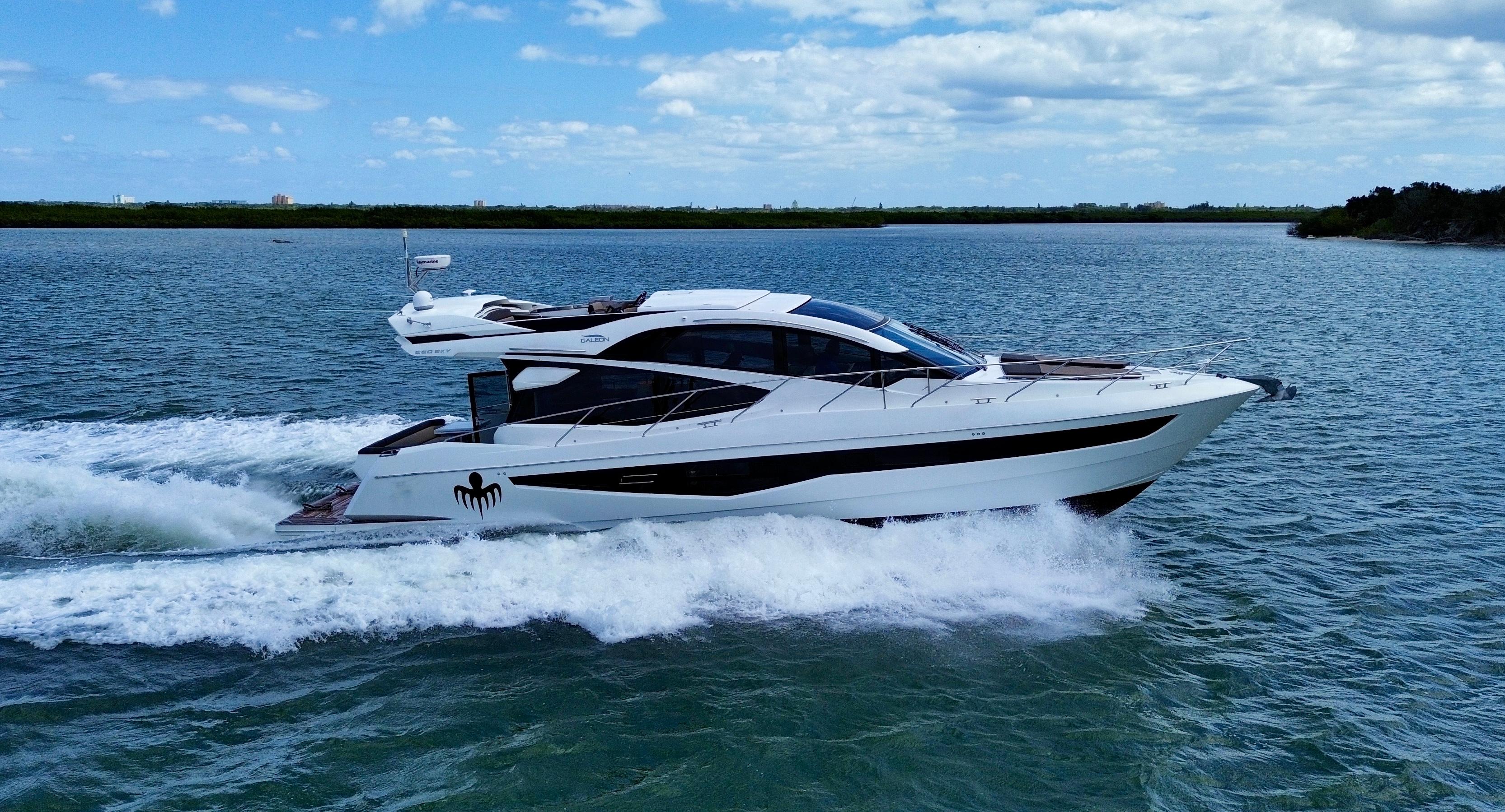 2020 Galeon 560 sky