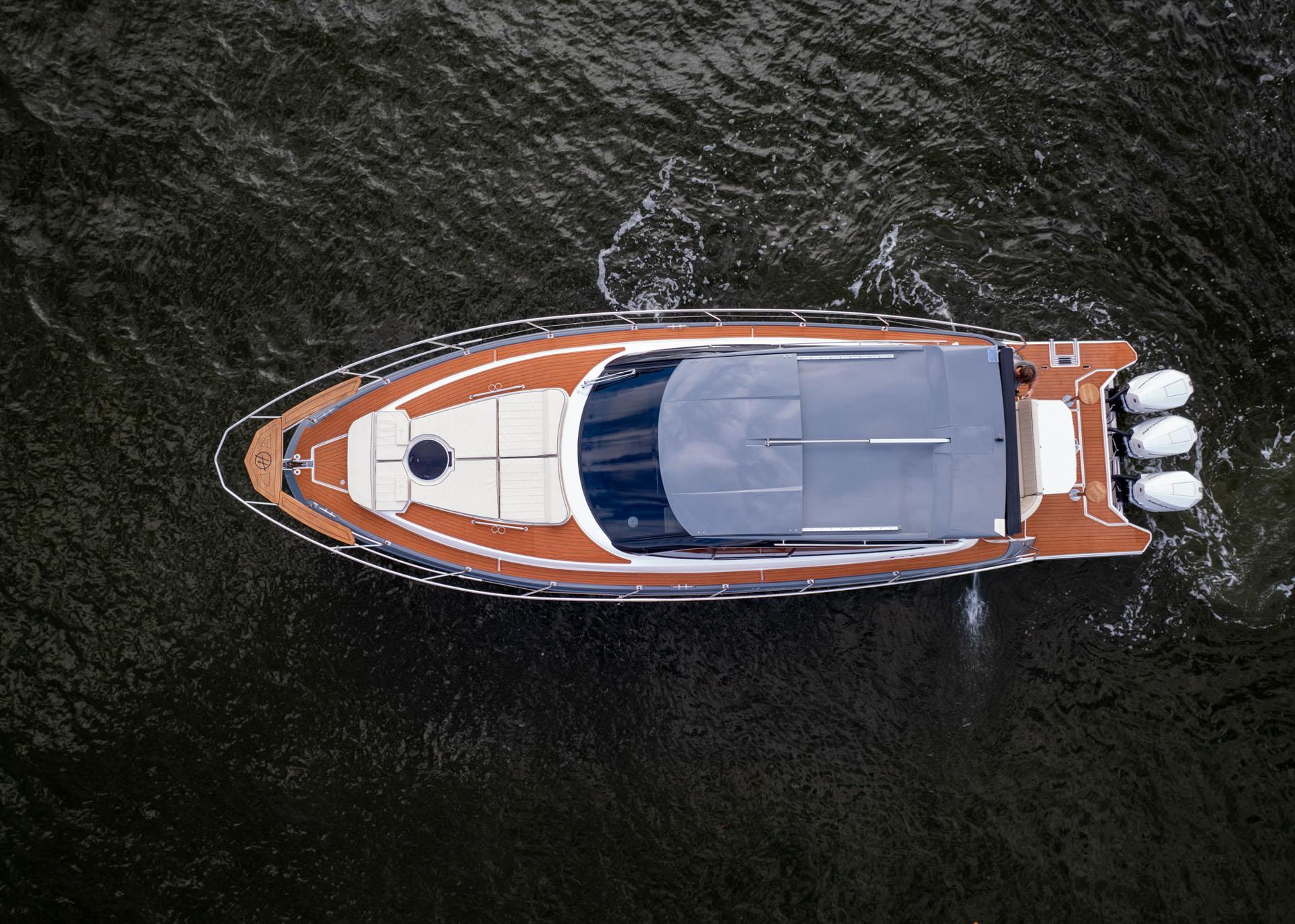 Hanover-415 2024-Music FL-US-Aerial view of 2024 Hanover 415 luxury yacht cruising on water.-9751409