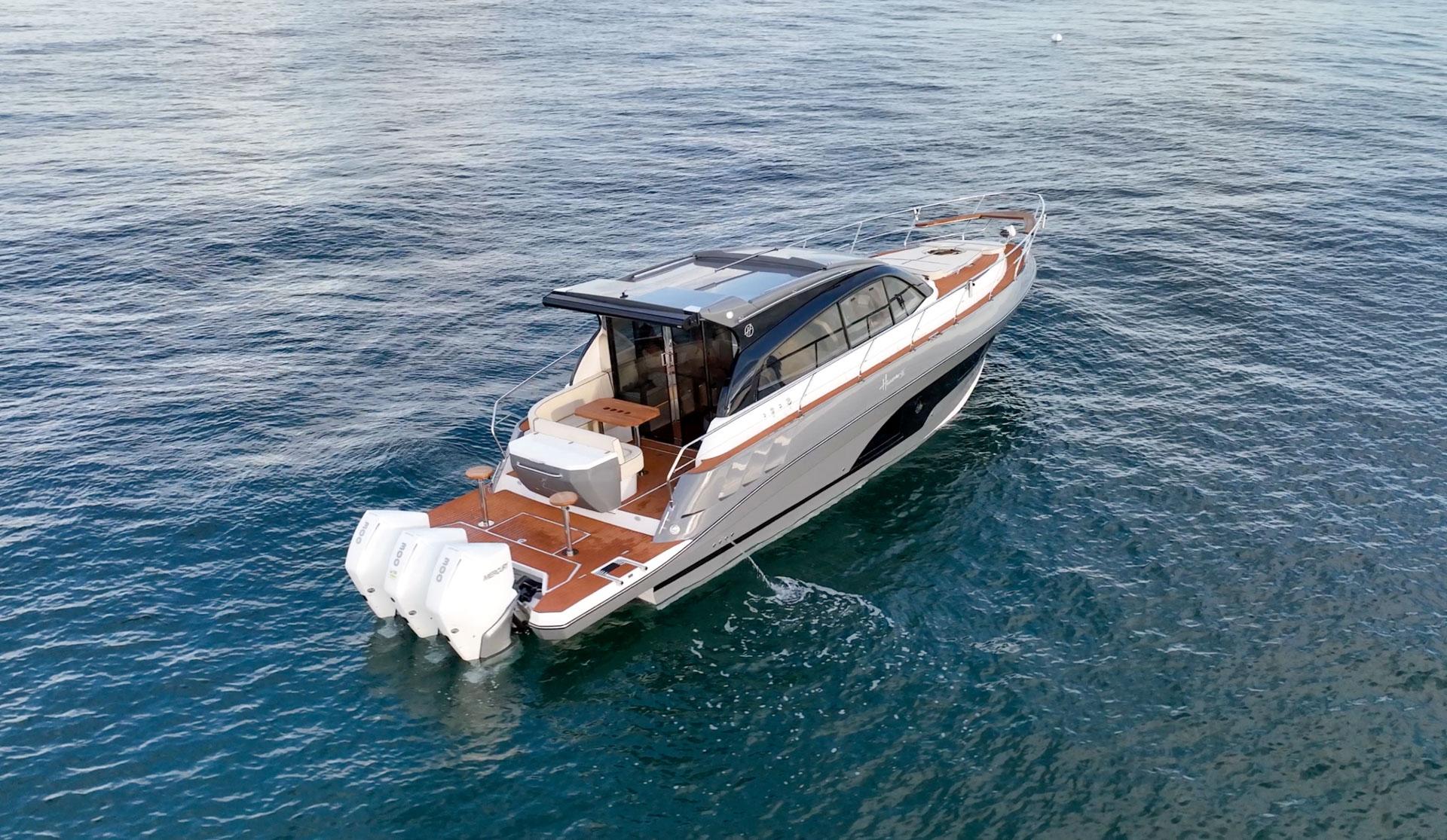 Hanover-415 2024-Music FL-US-2024 Hanover 415 yacht cruising on open water, showcasing sleek design and powerful engines.-9751409 | Thumbnail