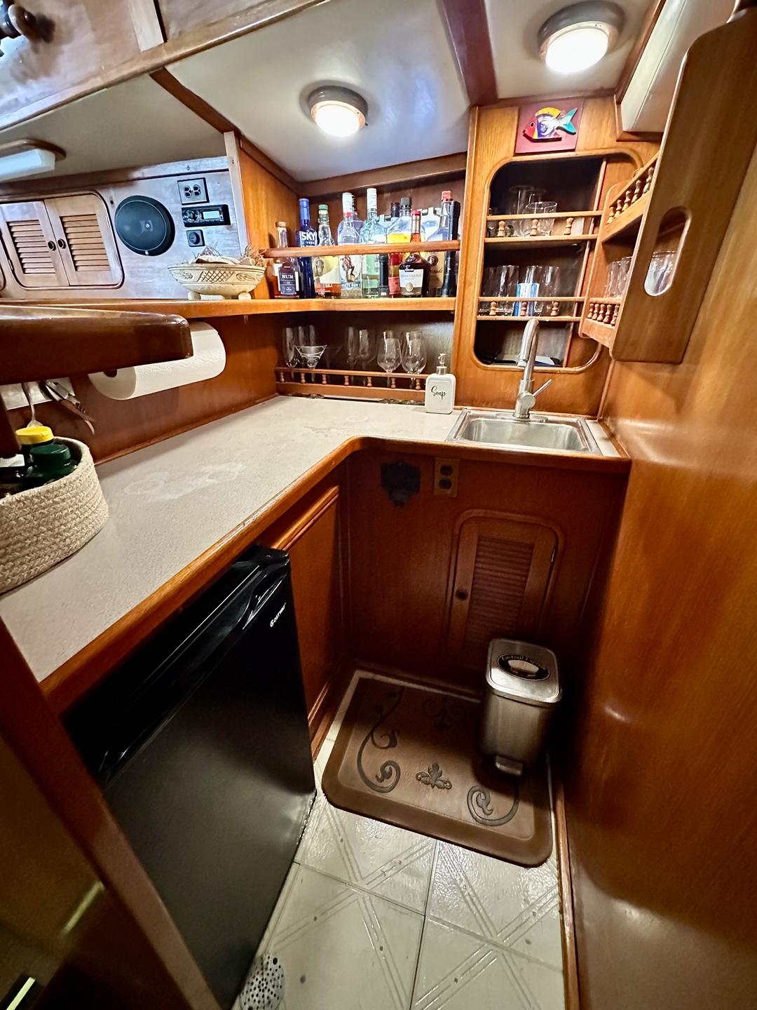 Irwin-Cutter Ketch 1984 -MX-9791514 | Thumbnail