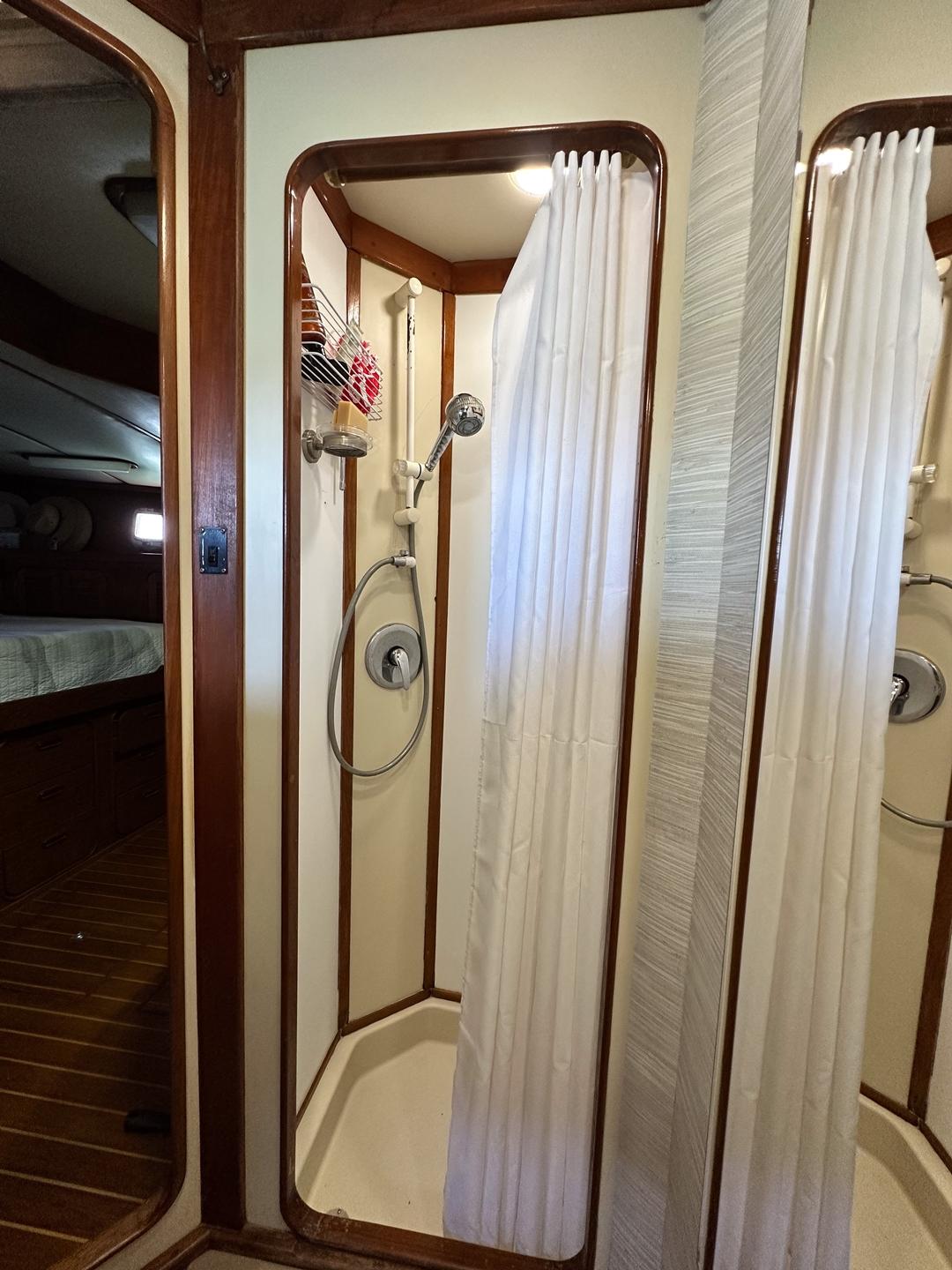 Irwin-Cutter Ketch 1984 -MX-9791514 | Thumbnail