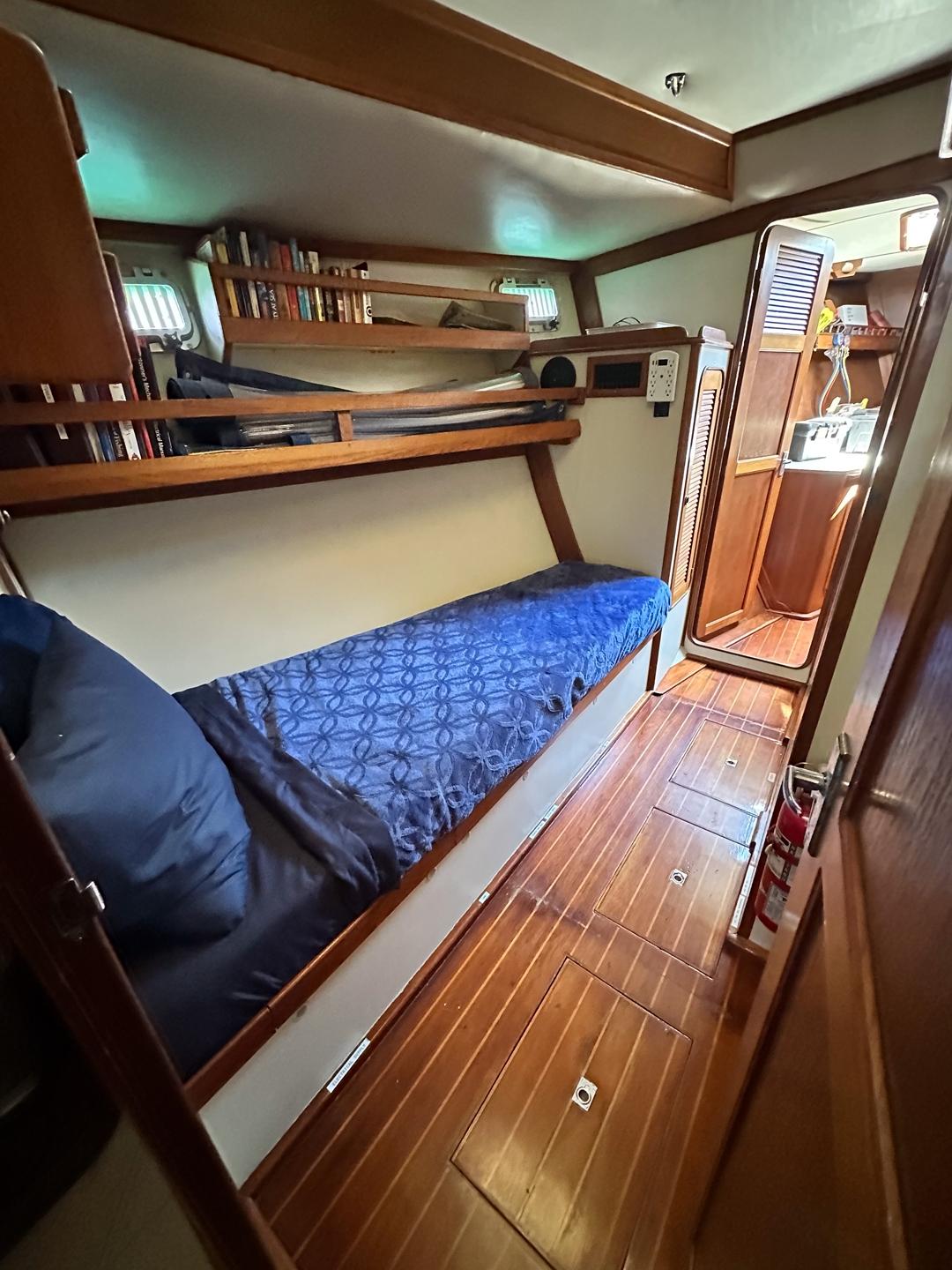 Irwin-Cutter Ketch 1984 -MX-9791514 | Thumbnail