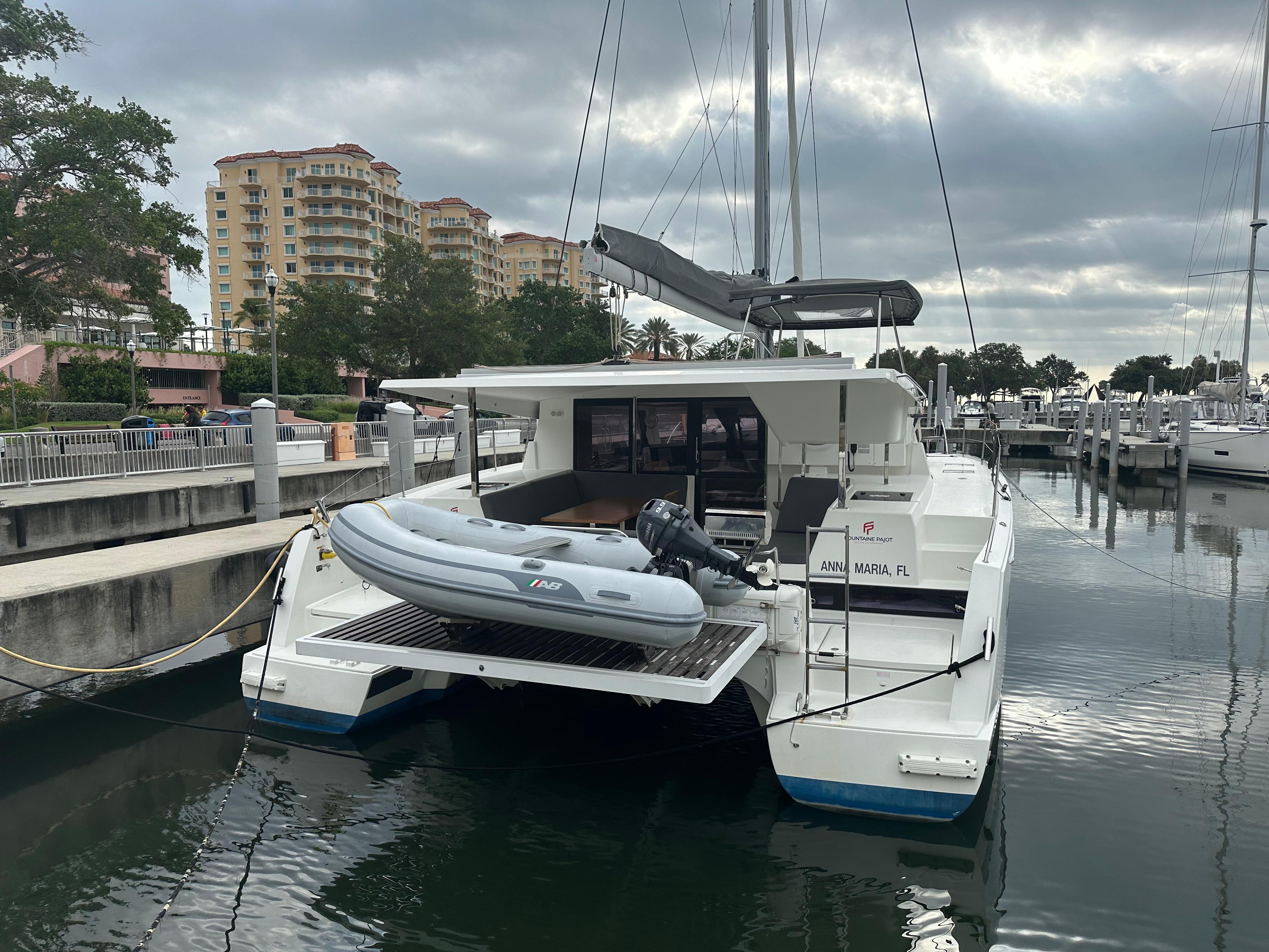 2020 Fountaine Pajot