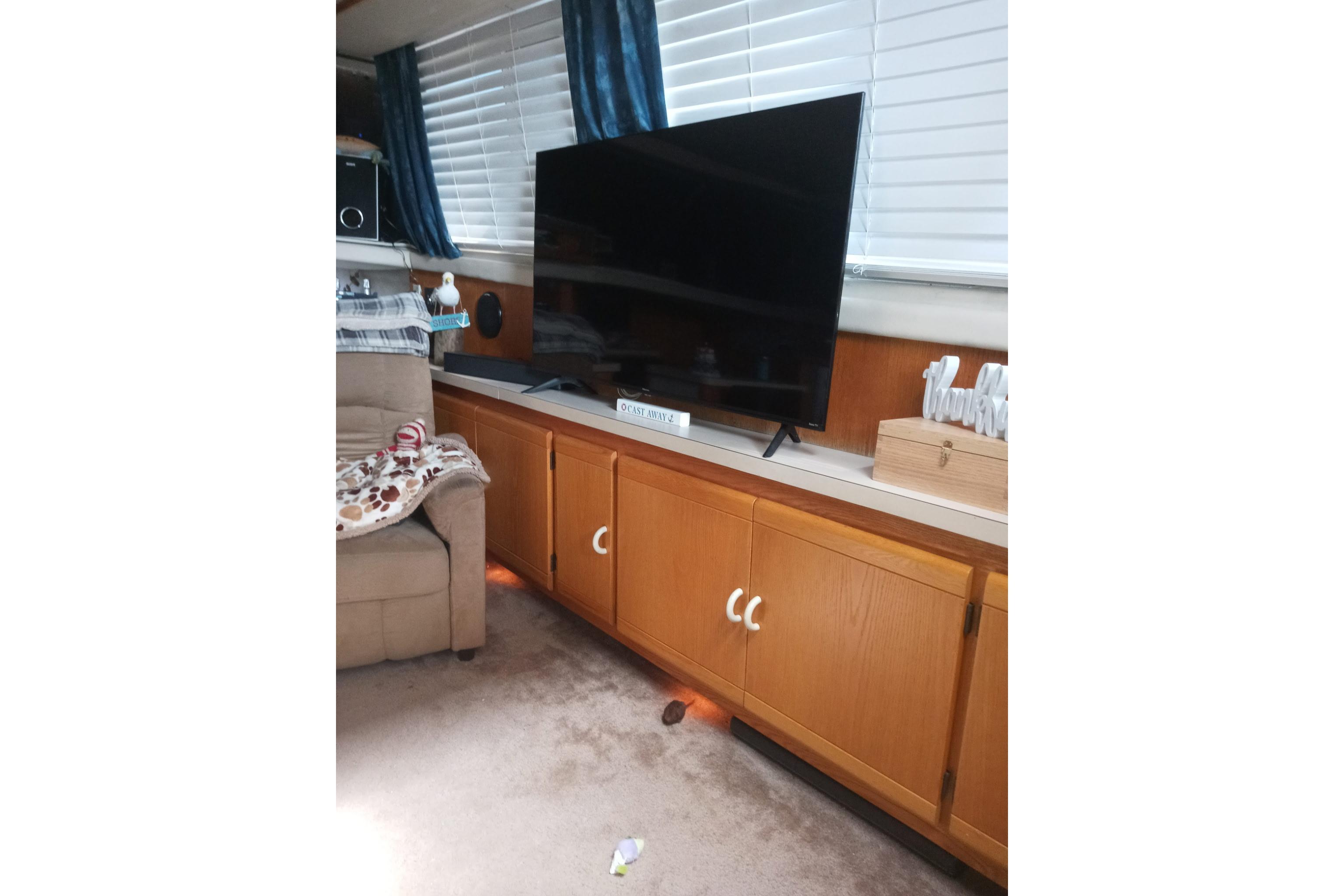 M 10498 EF Knot 10 Yacht Sales M 10498 EF Knot 10 Yacht Sales