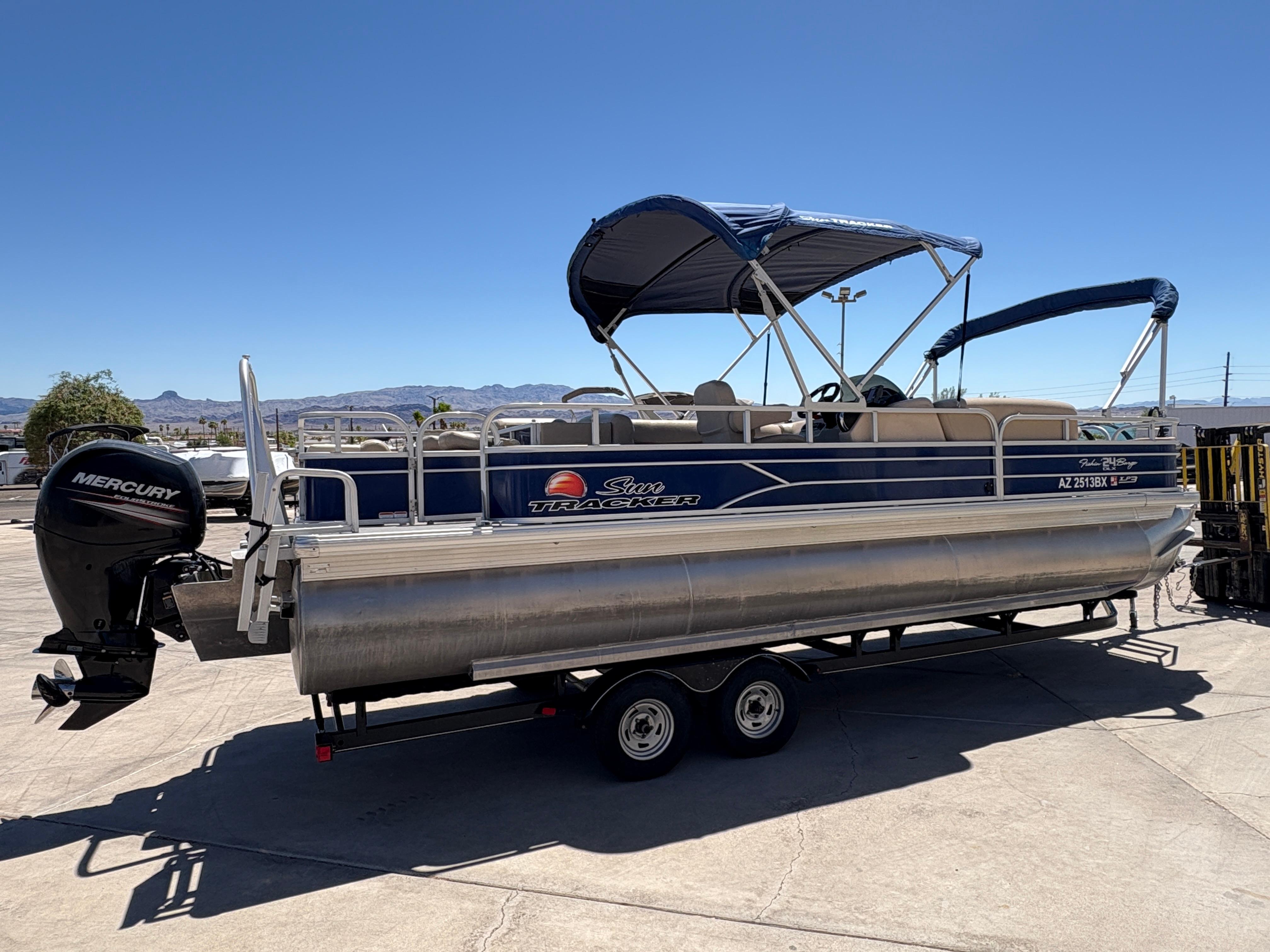 2016 Sun Tracker Fishin' Barge 24 DLX #TRW4541 inventory image at Sun Country Marine Group, Lake Havasu City, AZ 2016 Sun Tracker Fishin' Barge 24 DLX #TRW4541 inventory image at Sun Country Marine Group, Lake Havasu City, AZ