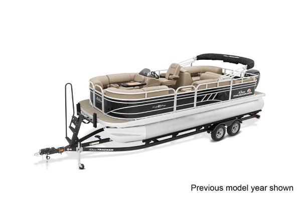 2022 Sun Tracker boat for sale, model of the boat is Party Barge 22 RF DLX & Image # 8 of 10